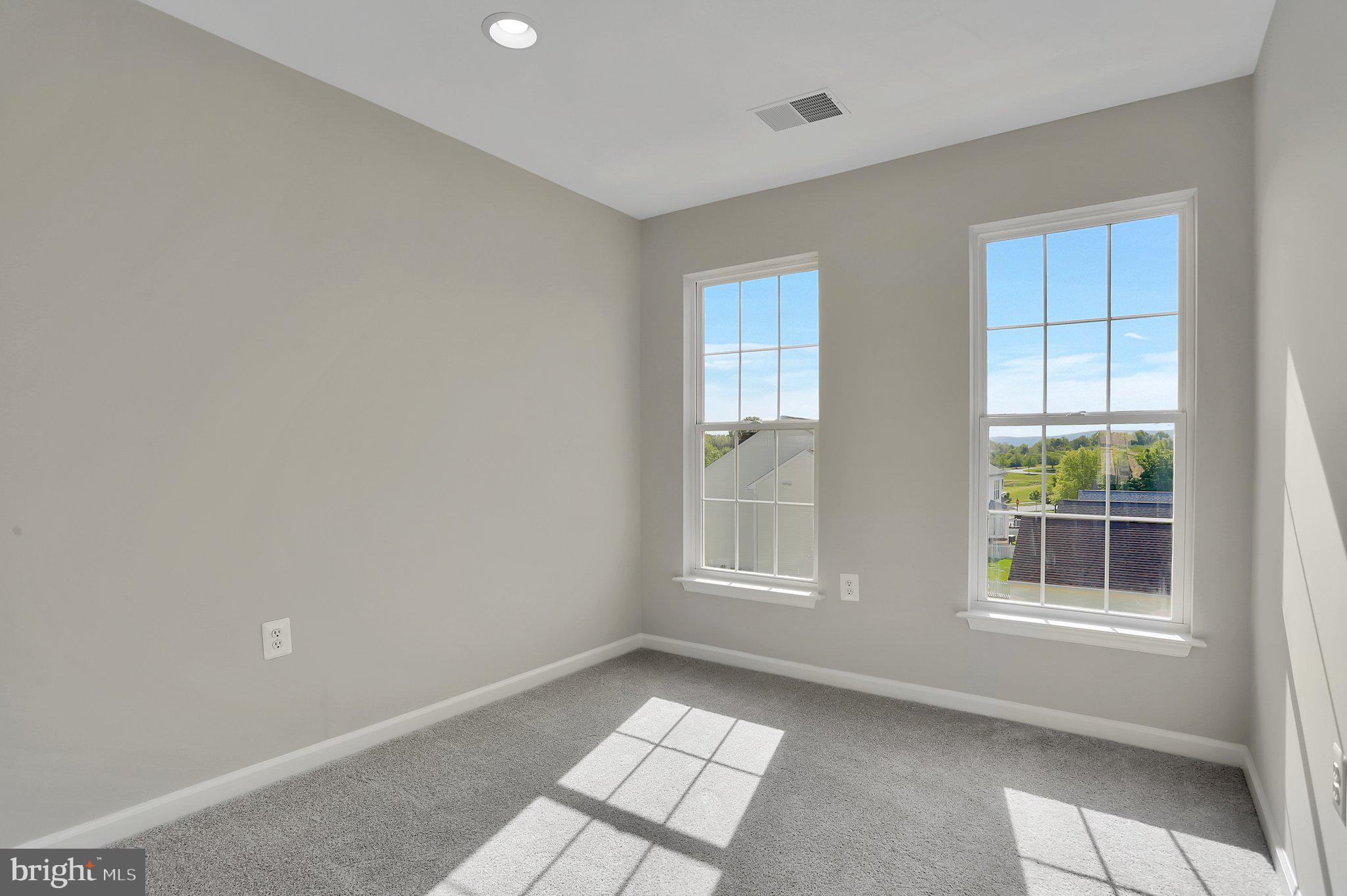 HUNTFIELD - Residential