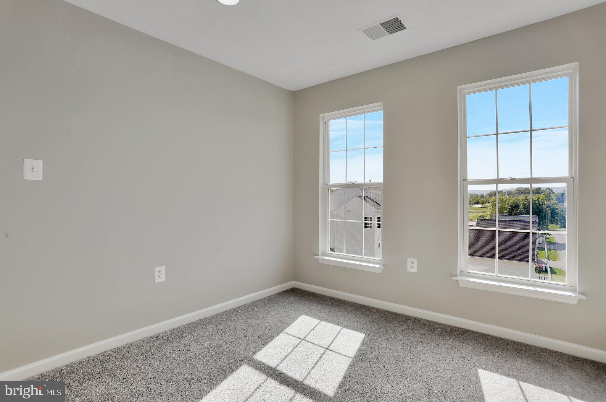 HUNTFIELD - Residential