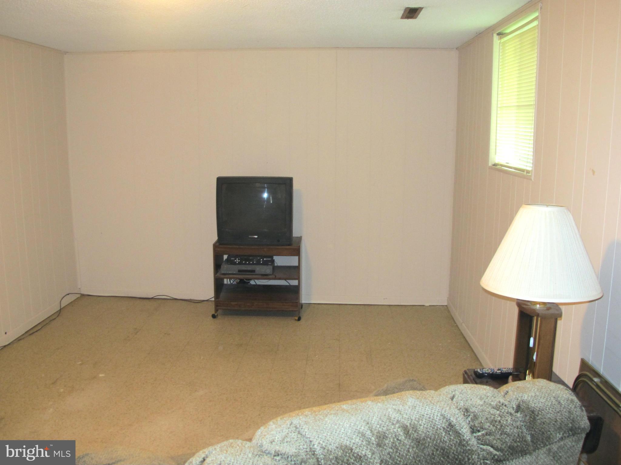 VALLEYWOOD - Residential