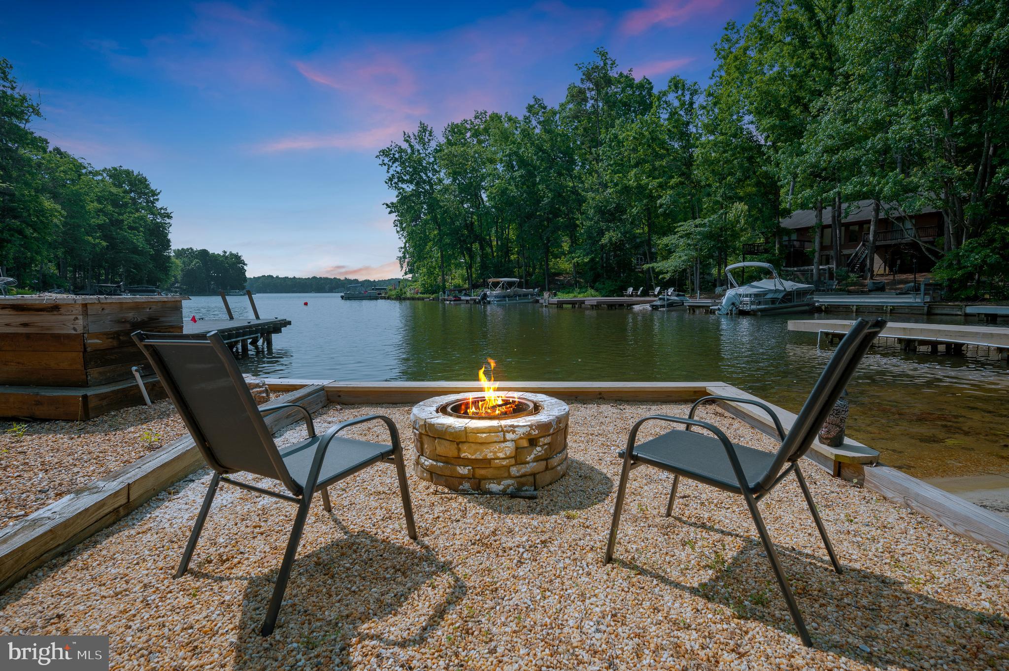 LAKE OF THE WOODS - Residential