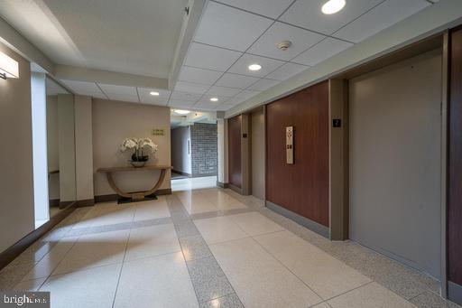 1001 CITY AVENUE EC204