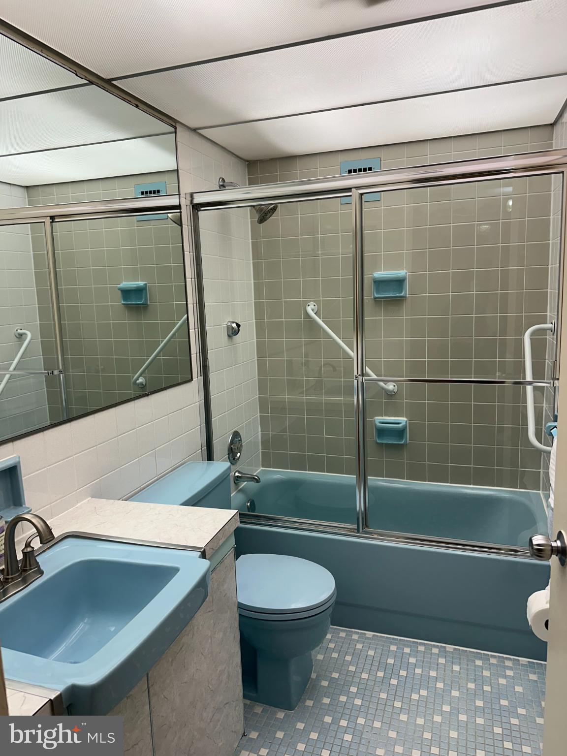 GREEN HILL - Residential