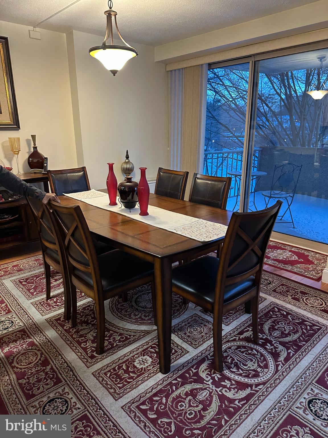 GREEN HILL - Residential