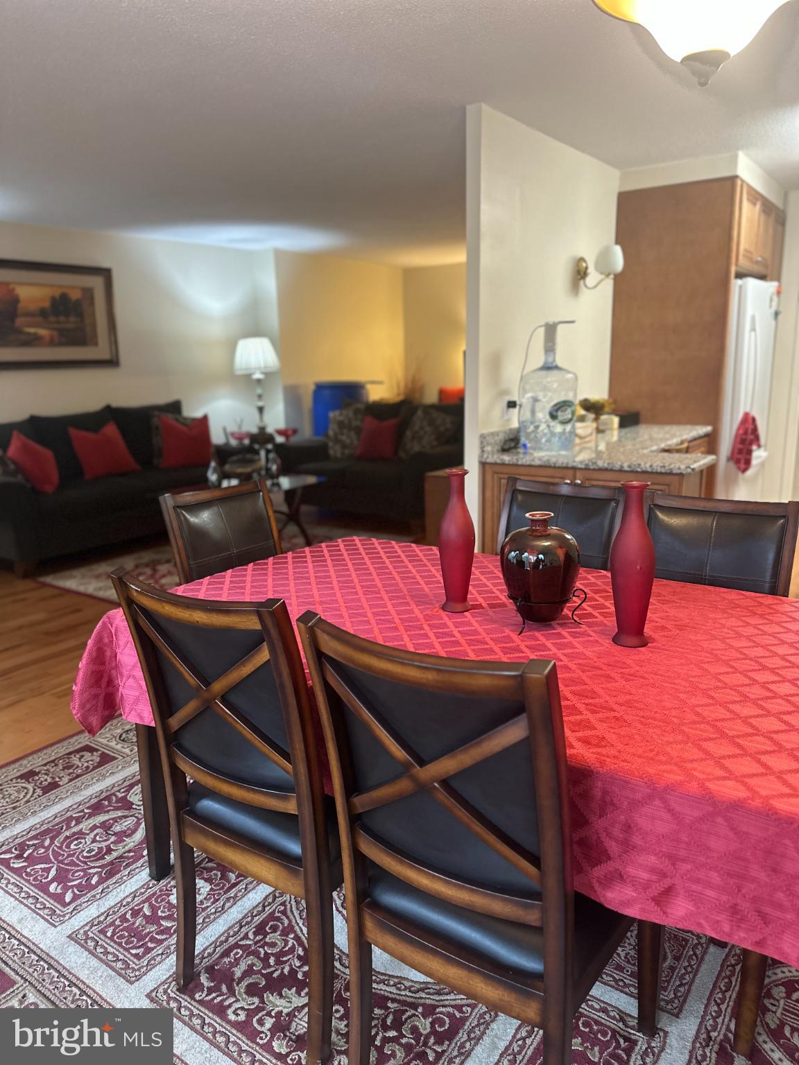 GREEN HILL - Residential