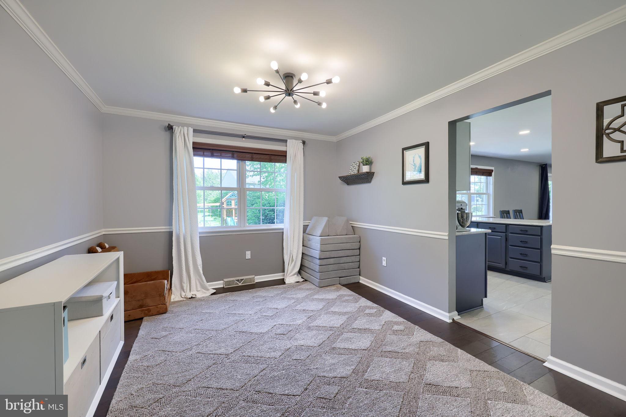 SILVER HEIGHTS - Residential