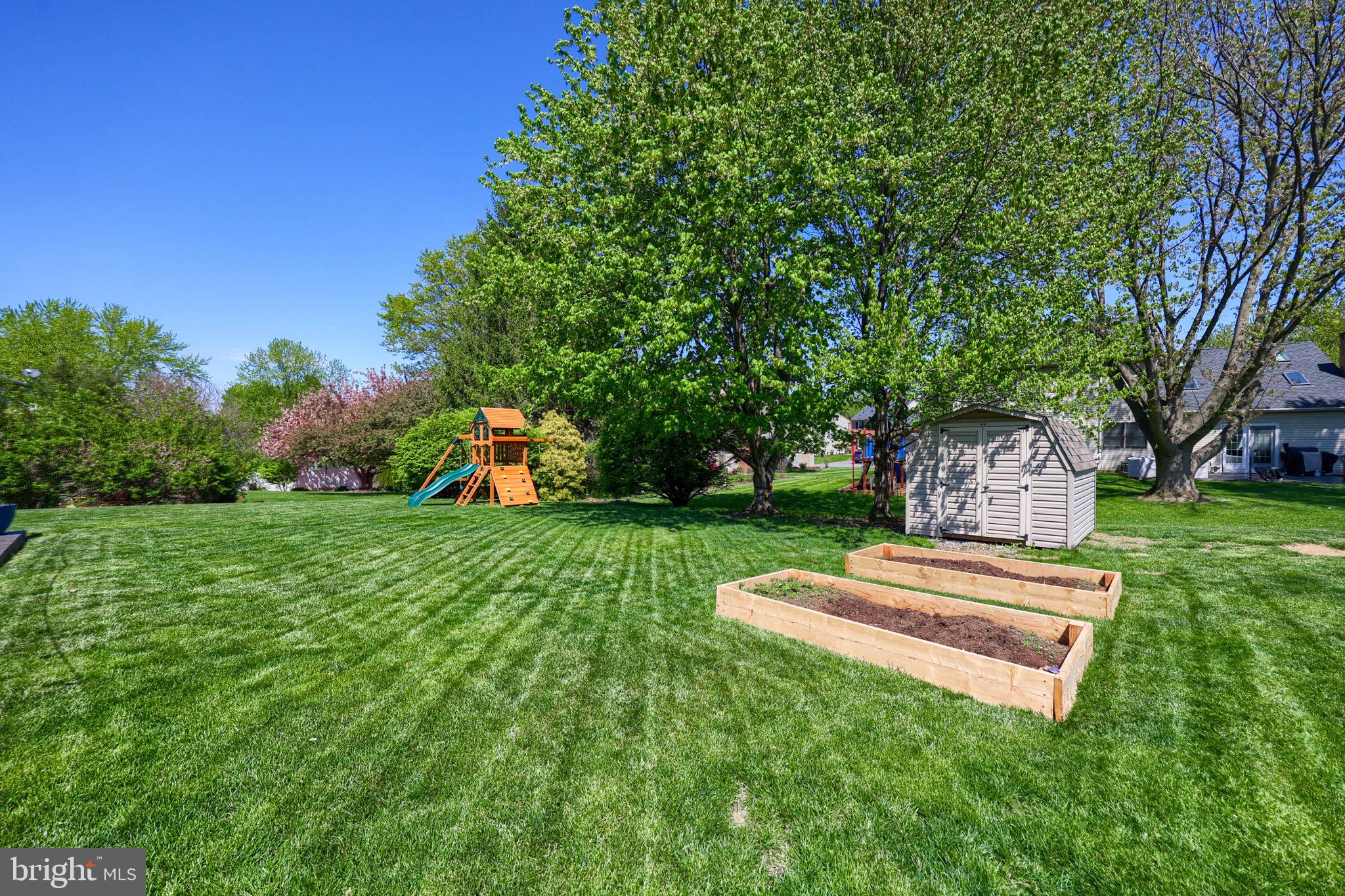 SILVER HEIGHTS - Residential