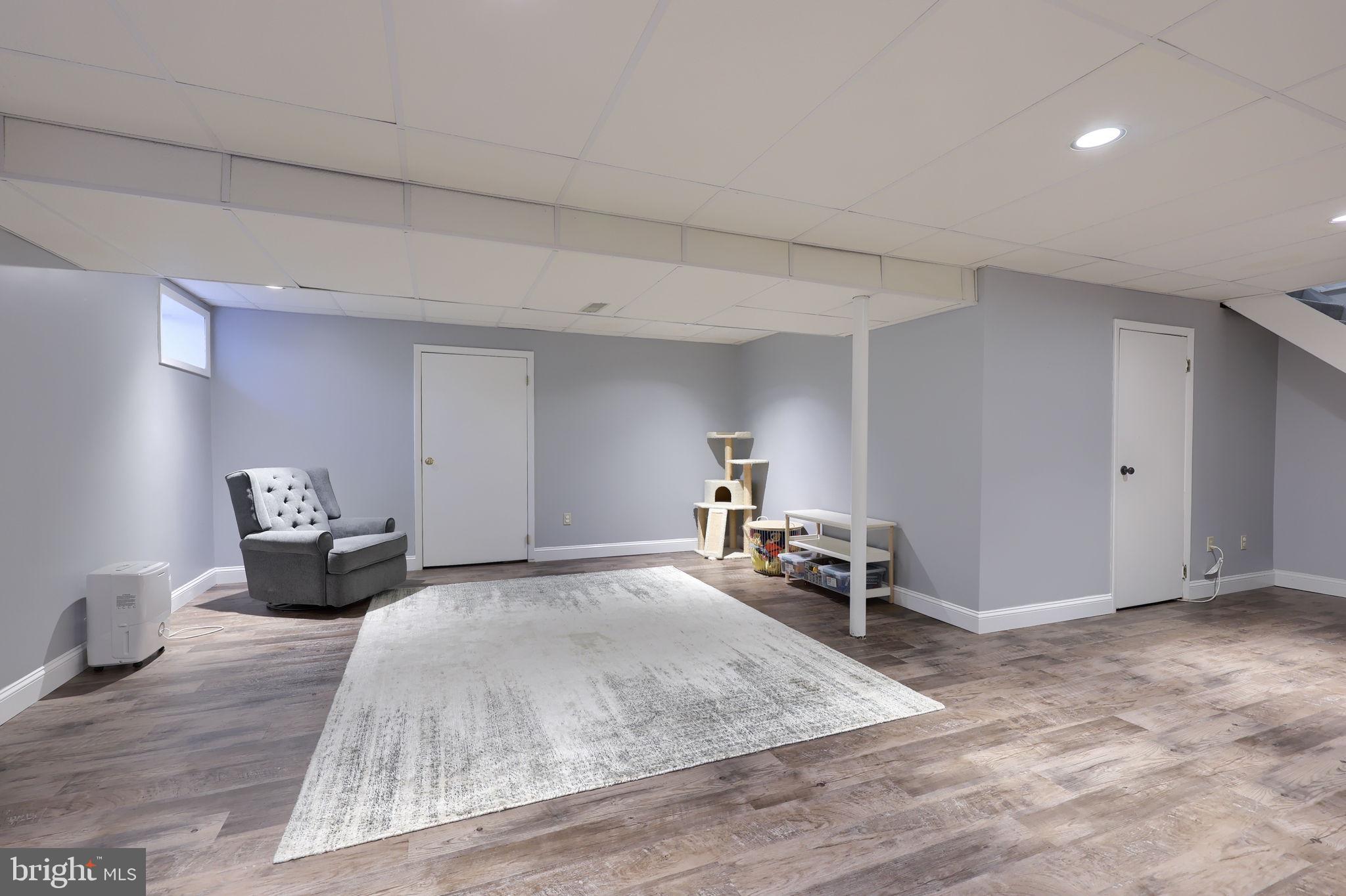 SILVER HEIGHTS - Residential