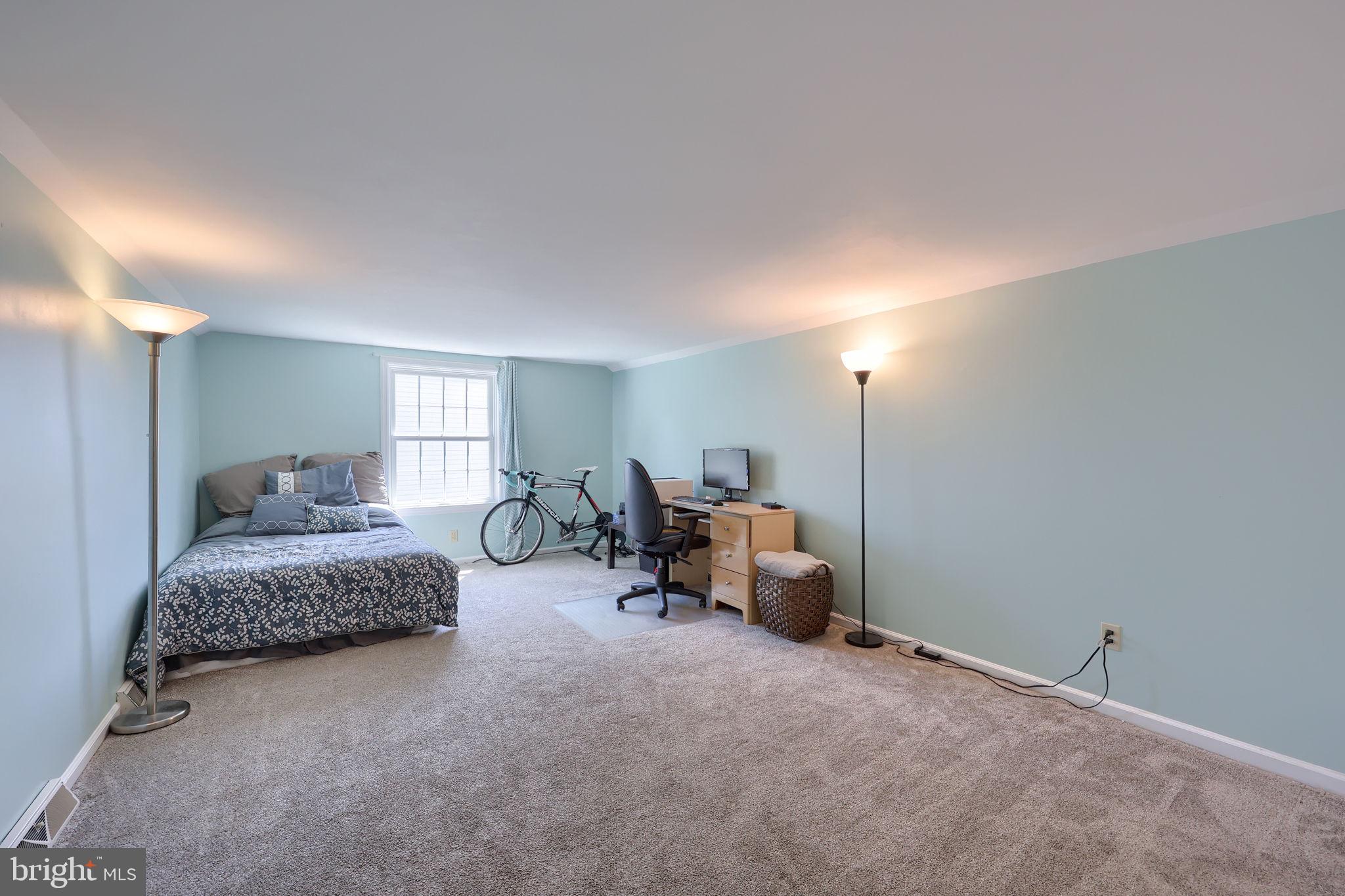 SILVER HEIGHTS - Residential
