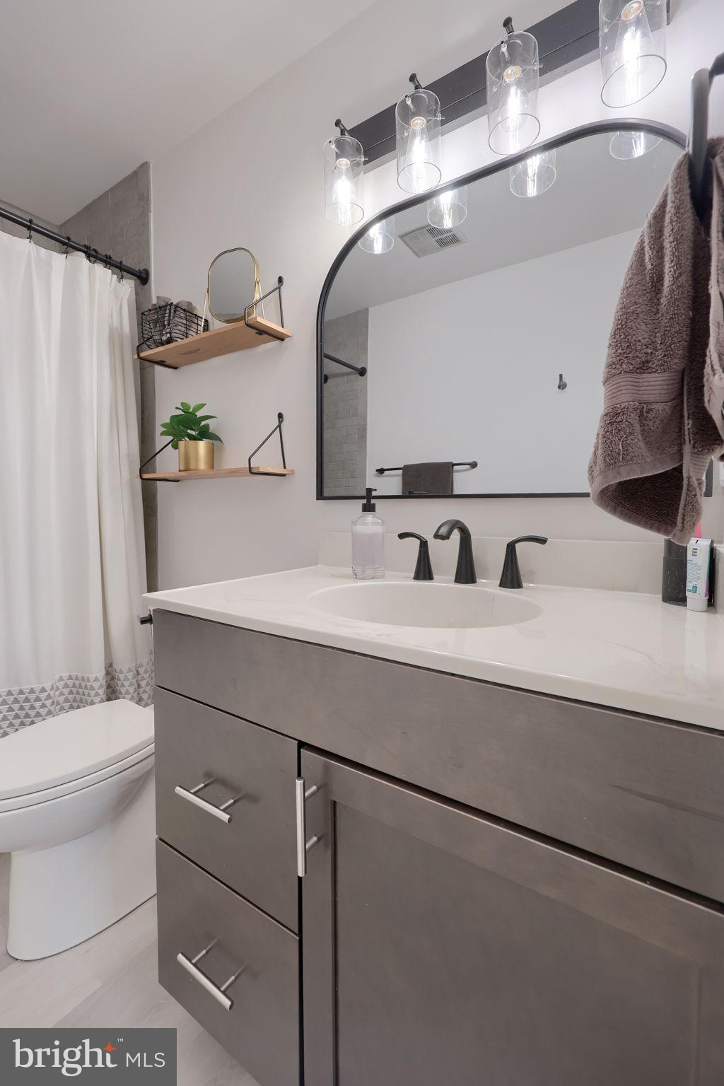 SILVER HEIGHTS - Residential