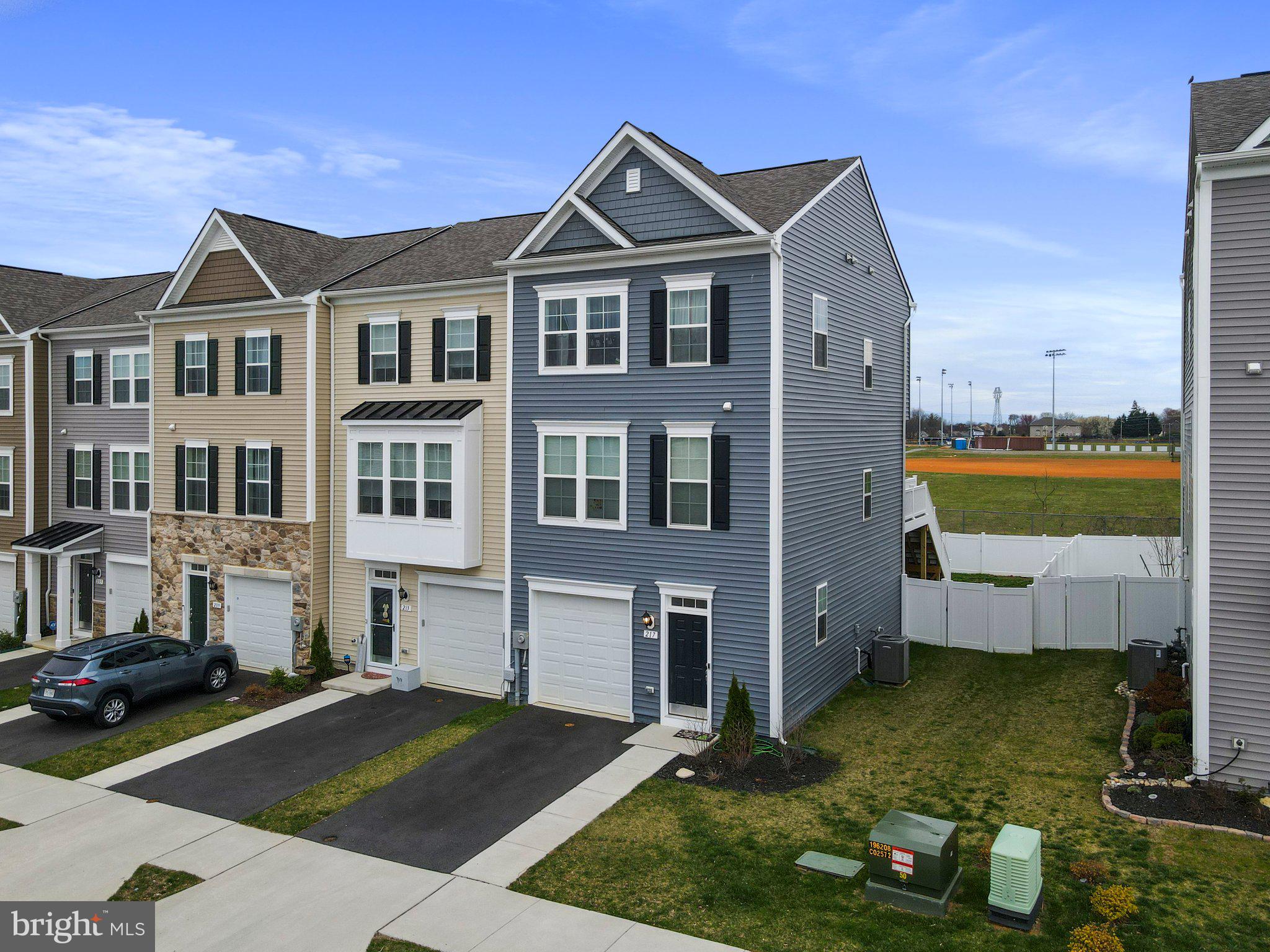 HUNTFIELD - Residential