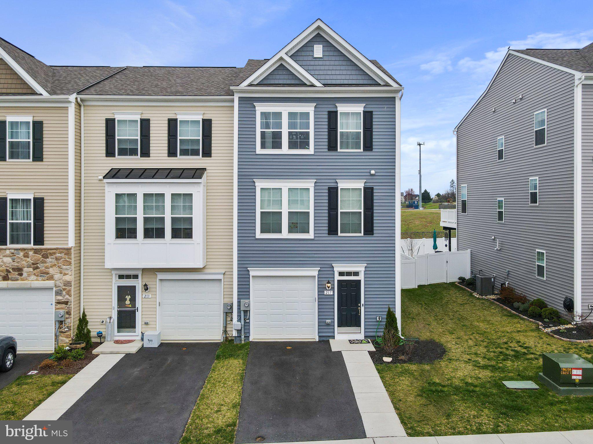 HUNTFIELD - Residential