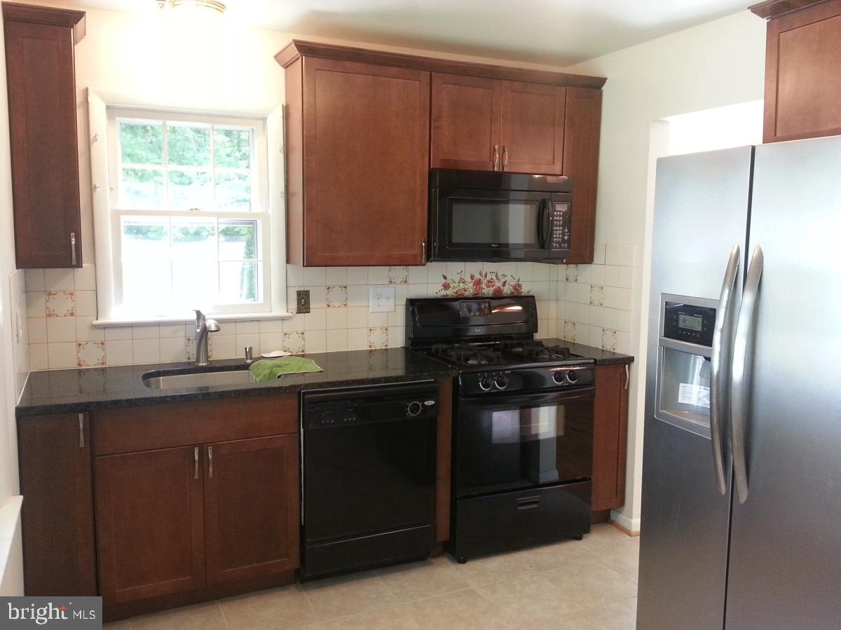 3117 ROSEMARY LANE