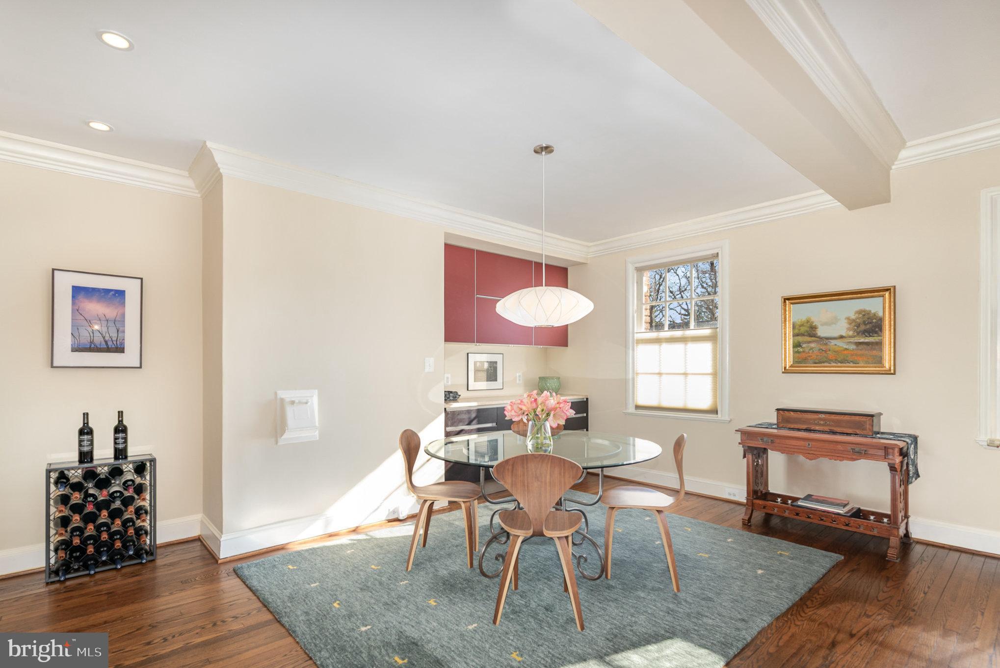 ROLAND PARK - Residential