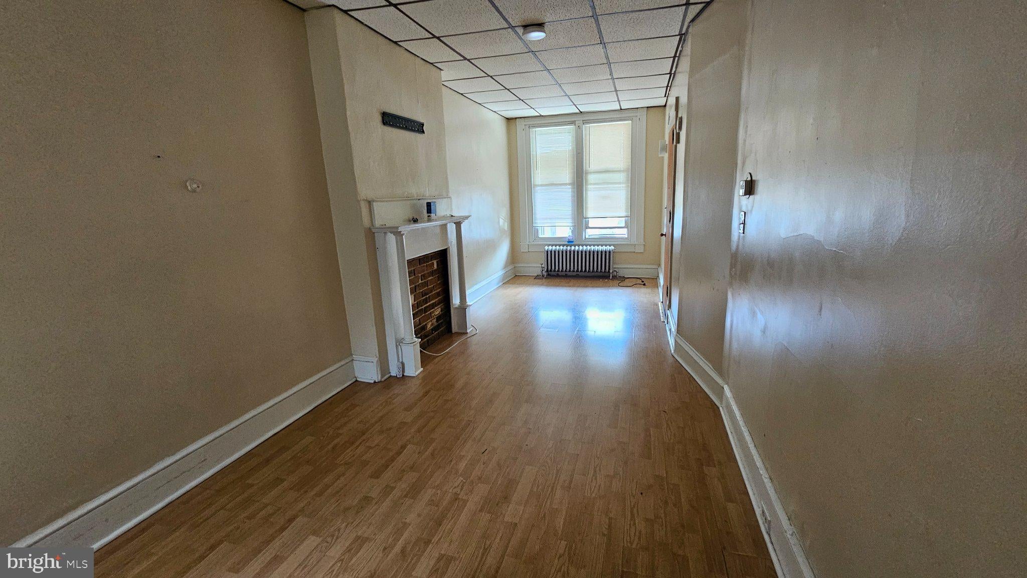 1337 MUHLENBERG STREET 1ST FLOOR