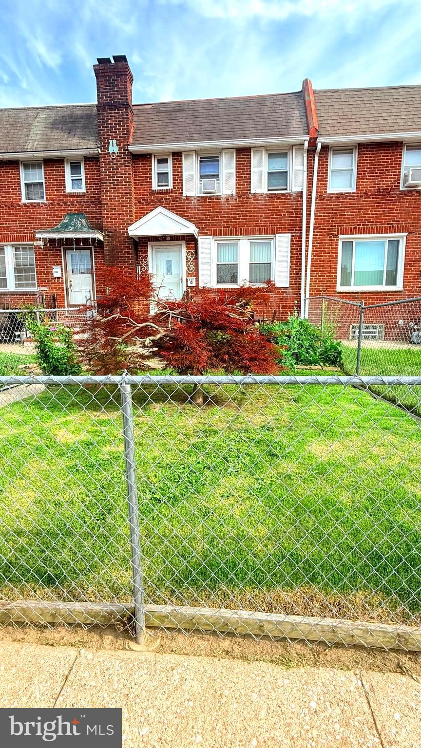 238 WYNNEWOOD AVENUE