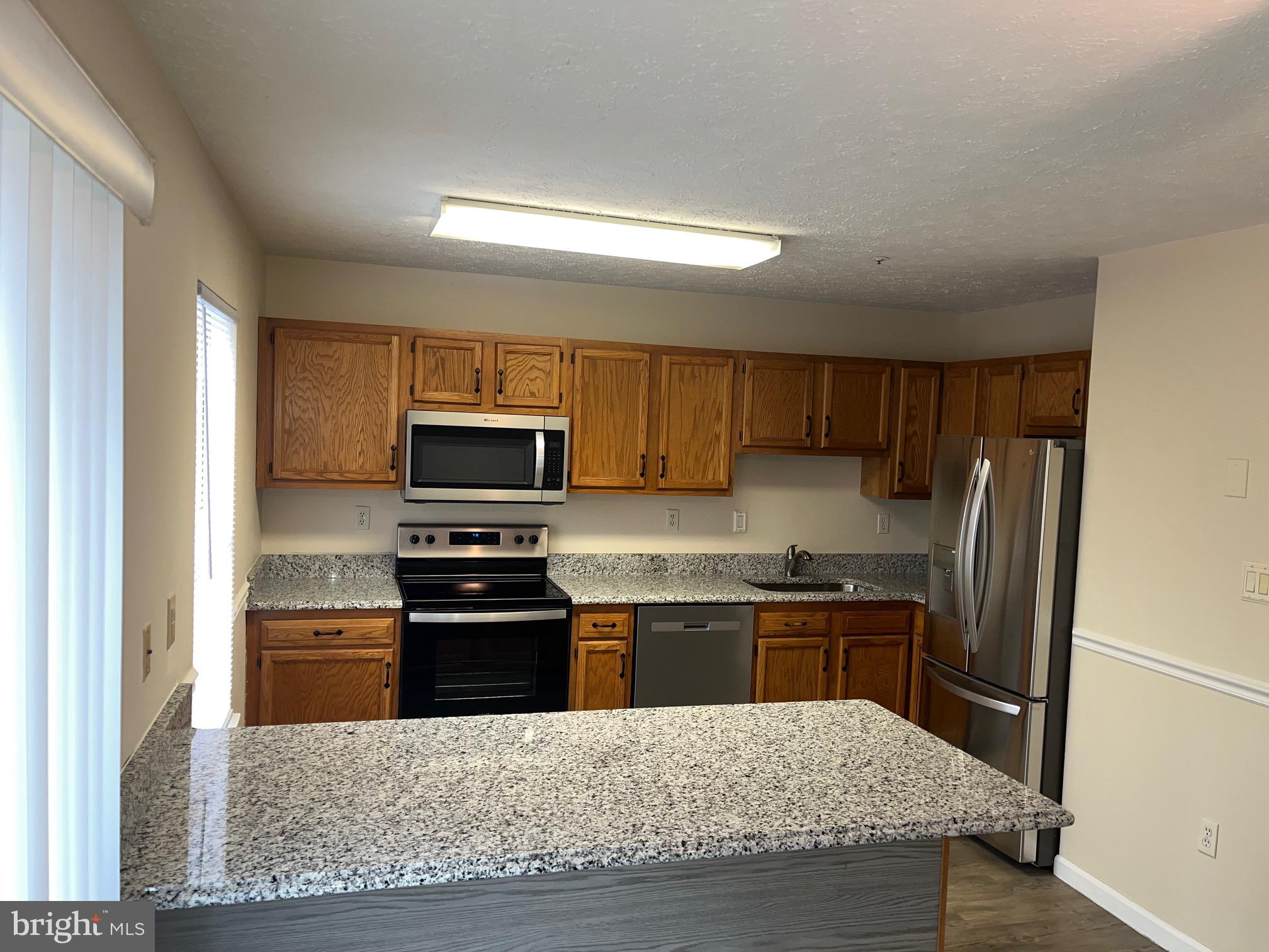 LAUREL GLEN - Residential Lease