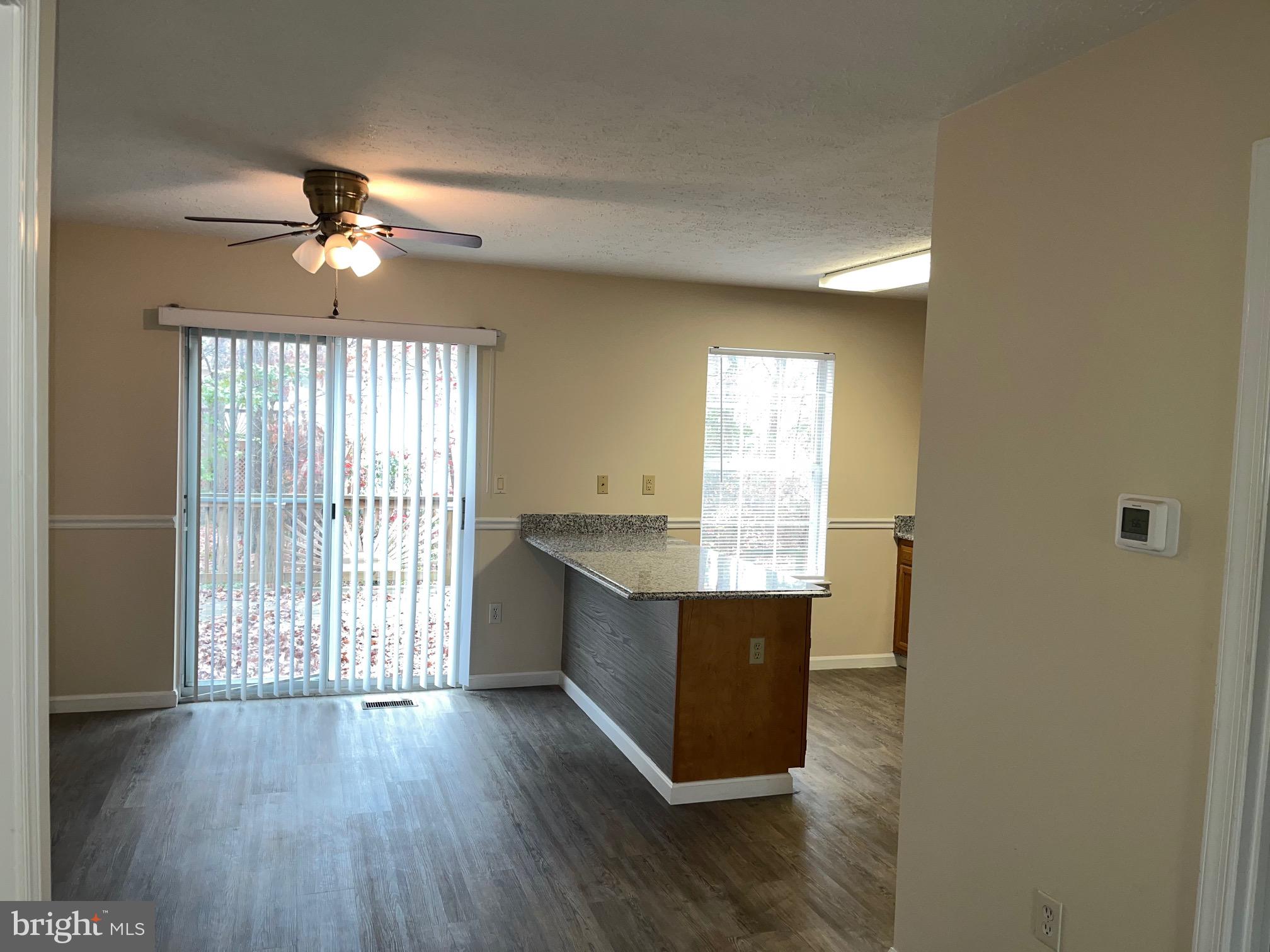 LAUREL GLEN - Residential Lease