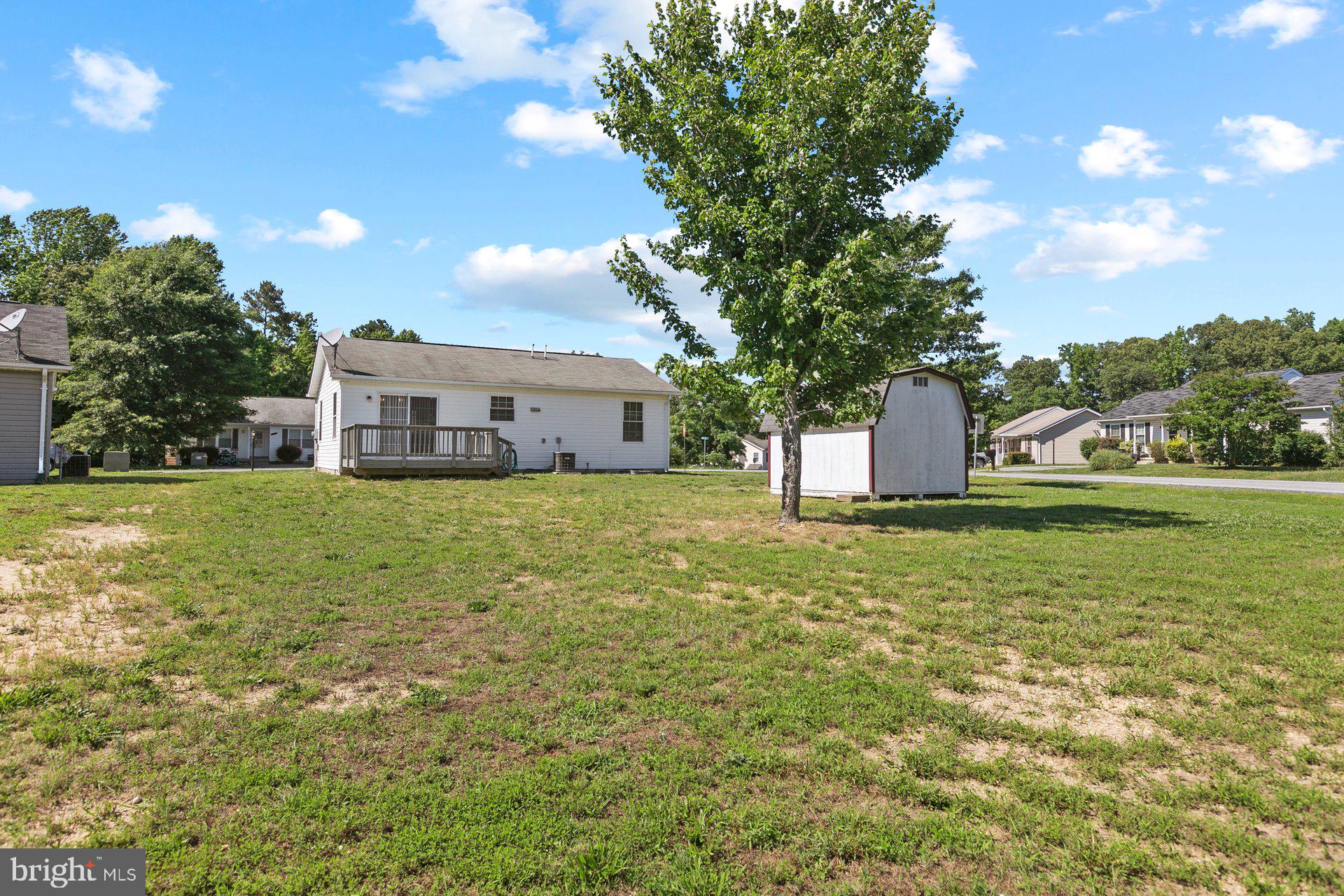YARDLEY HILLS - Residential