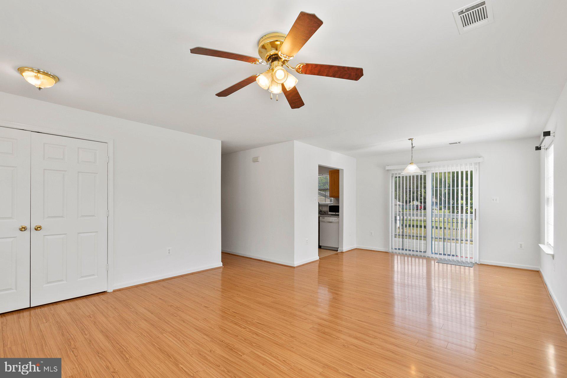 YARDLEY HILLS - Residential