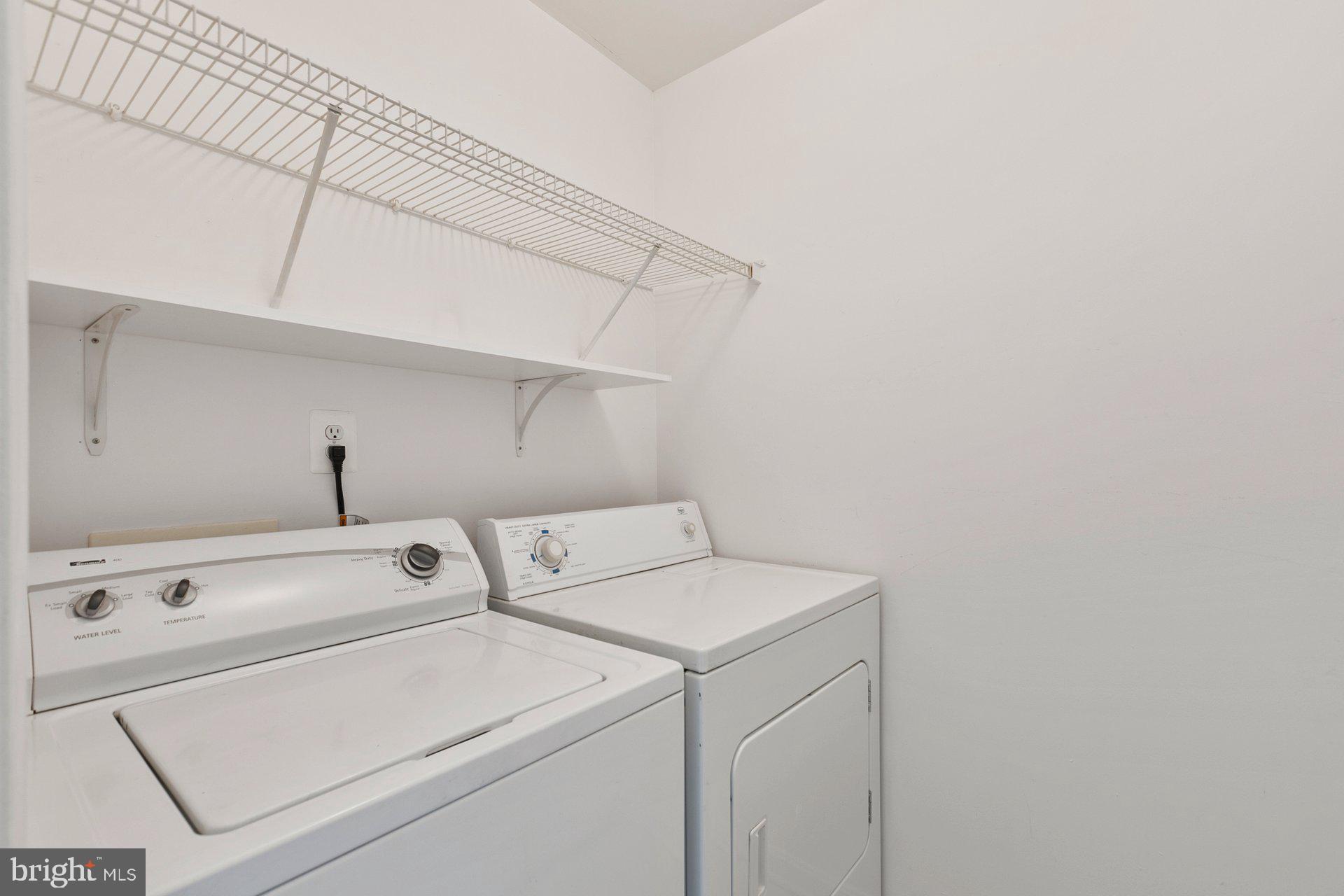 YARDLEY HILLS - Residential