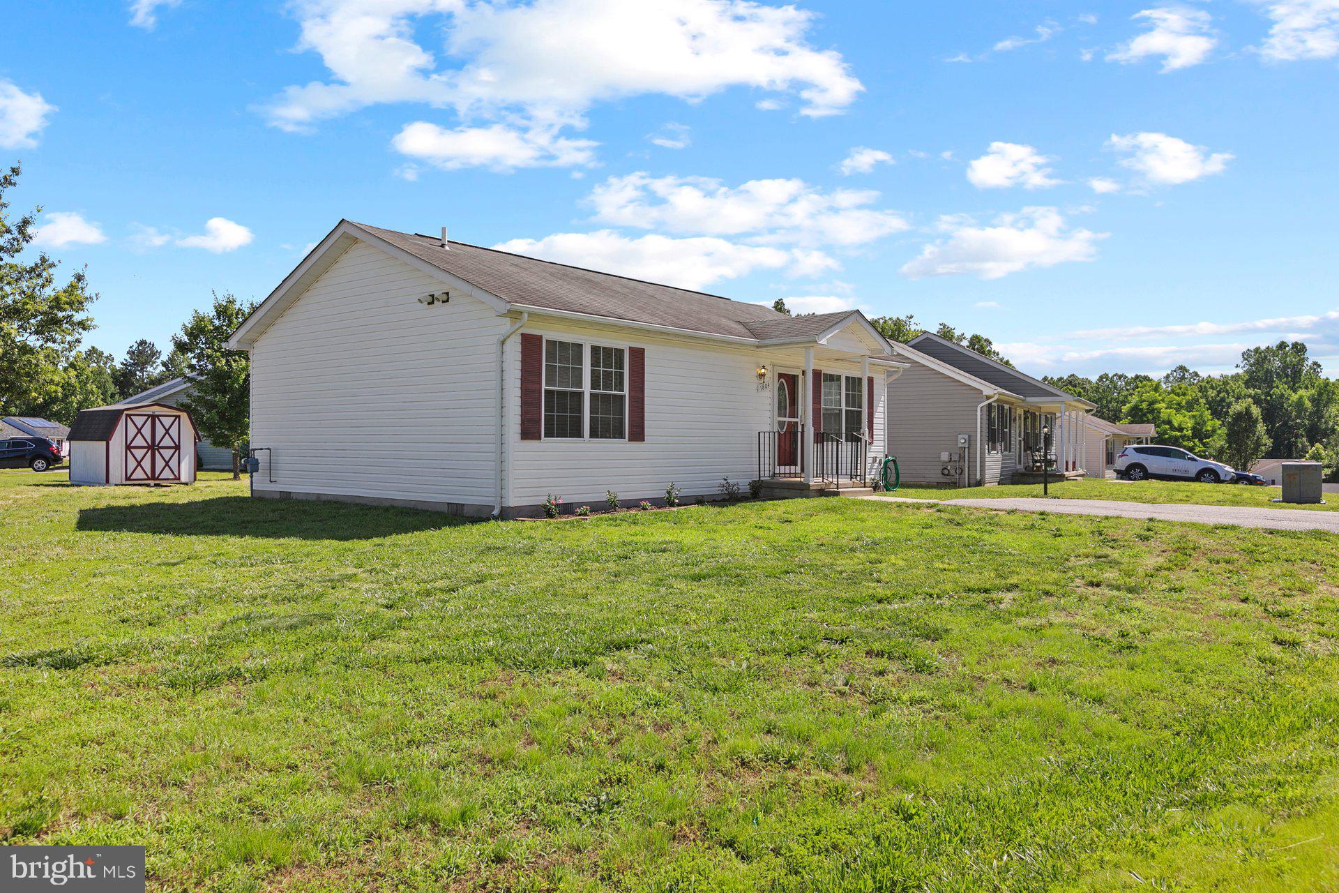 YARDLEY HILLS - Residential