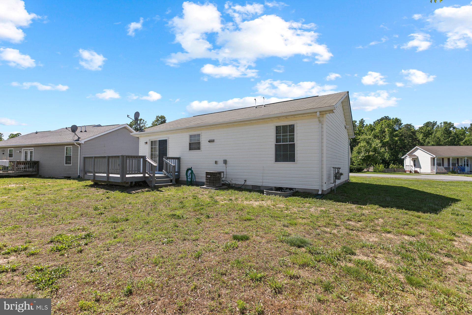 YARDLEY HILLS - Residential