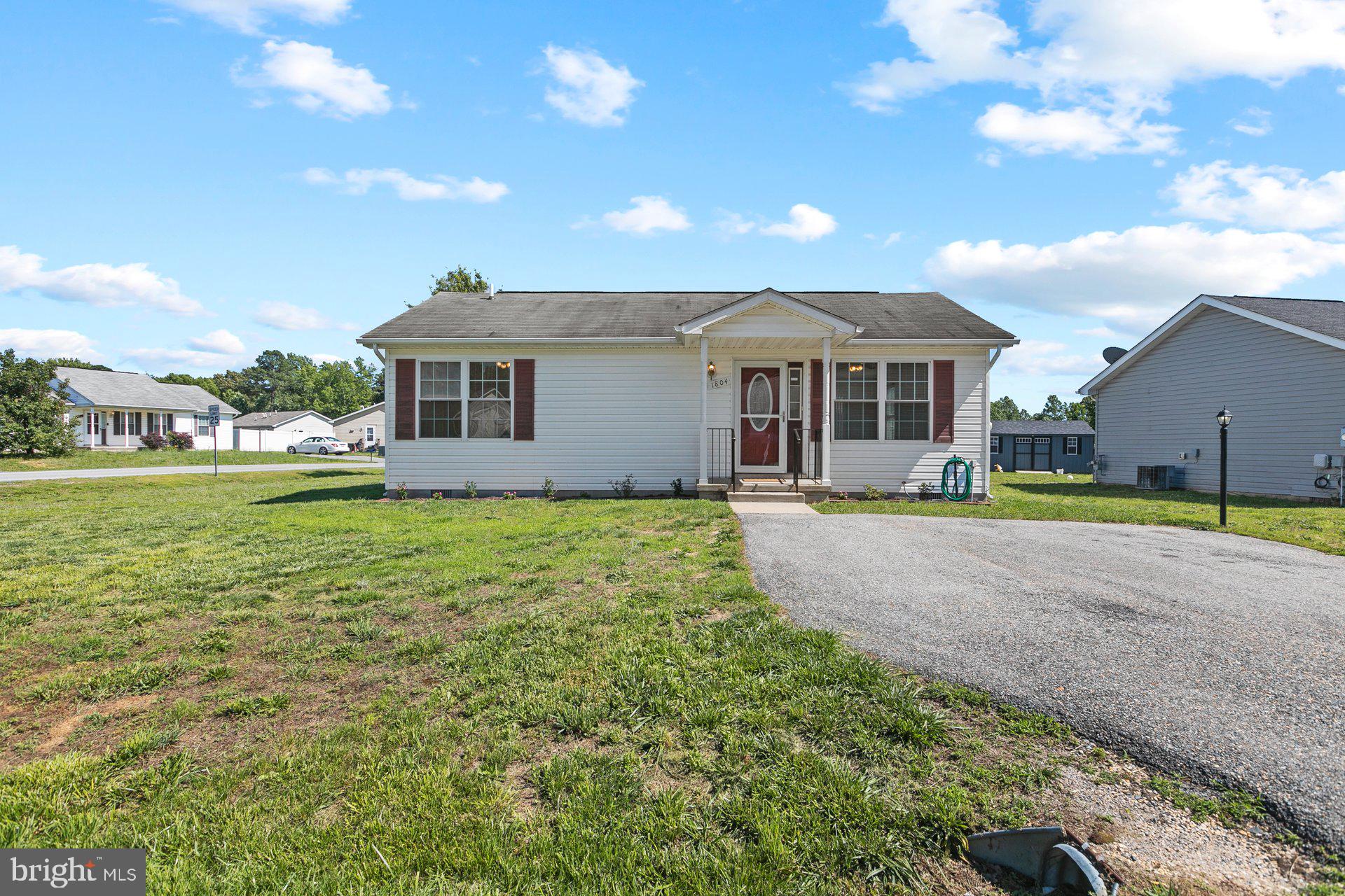 YARDLEY HILLS - Residential
