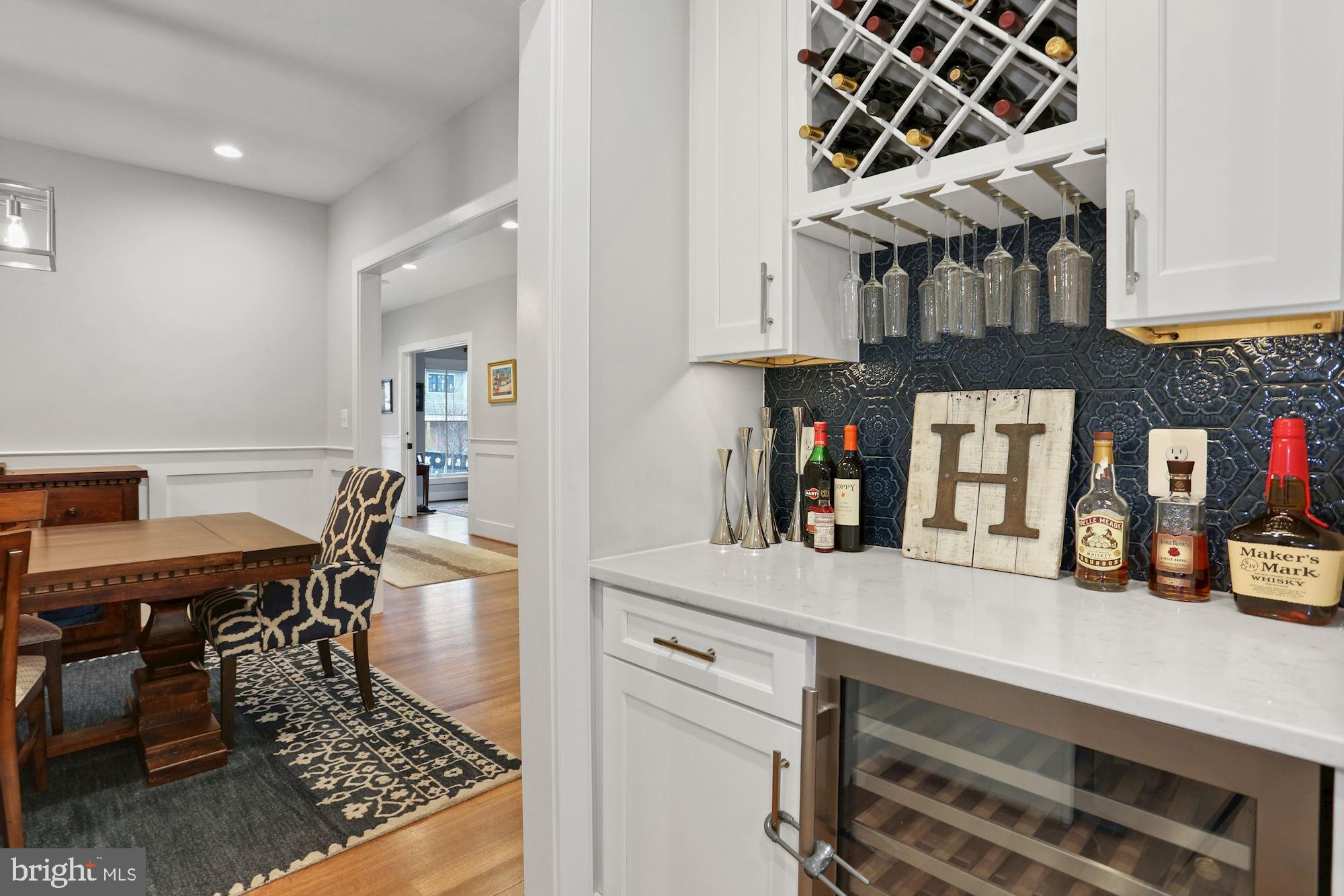 WAVERLY HILLS - Residential