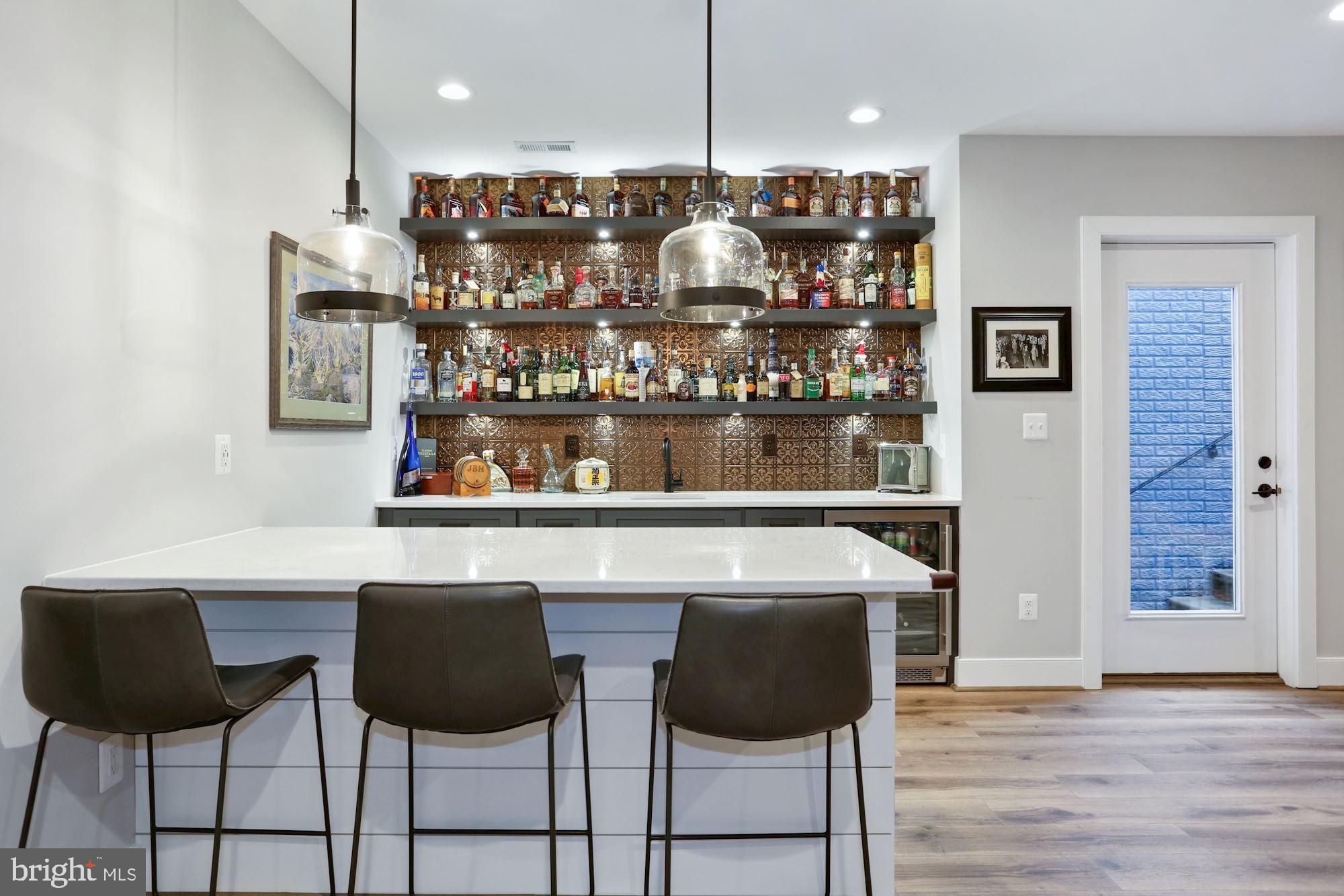 WAVERLY HILLS - Residential