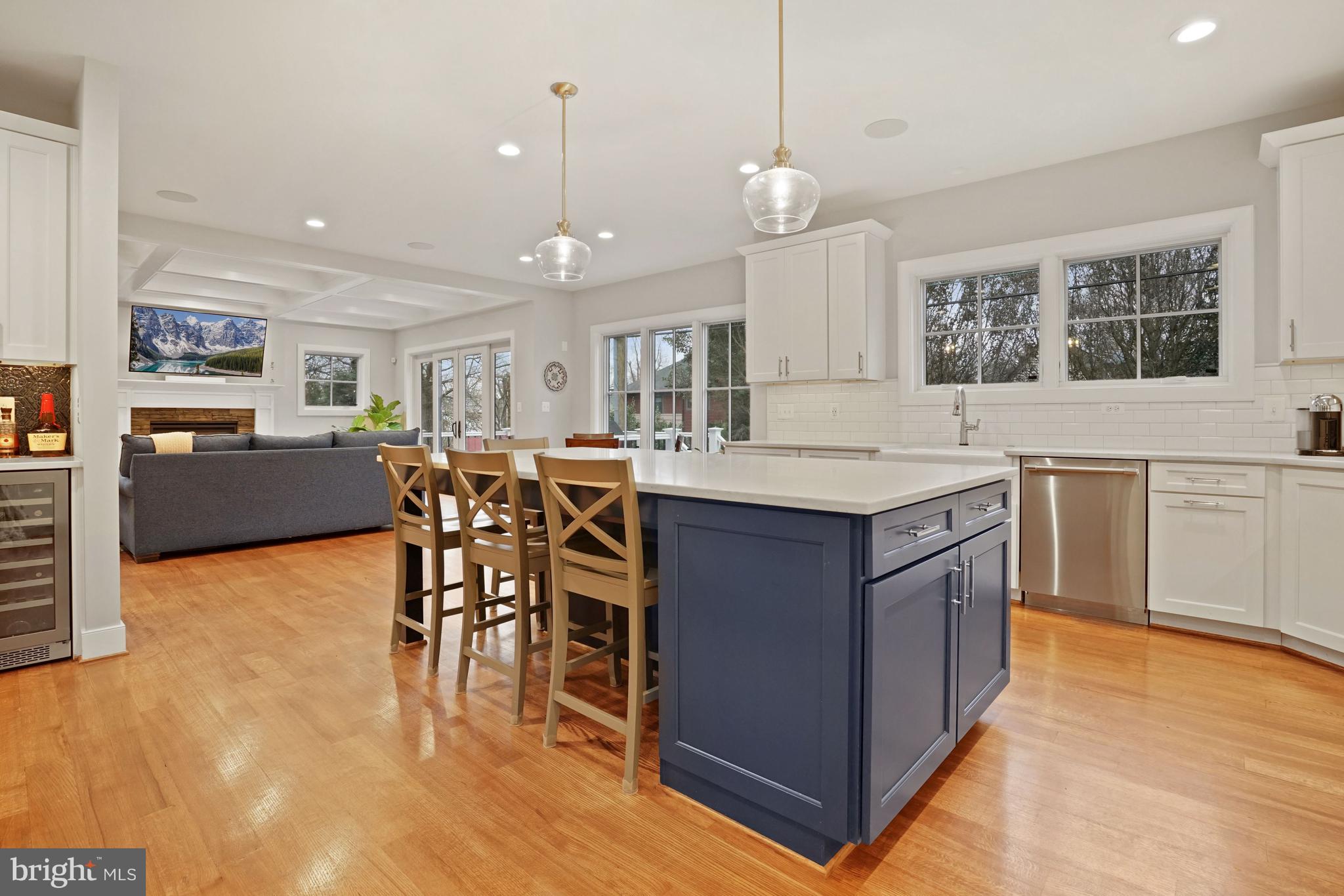 WAVERLY HILLS - Residential