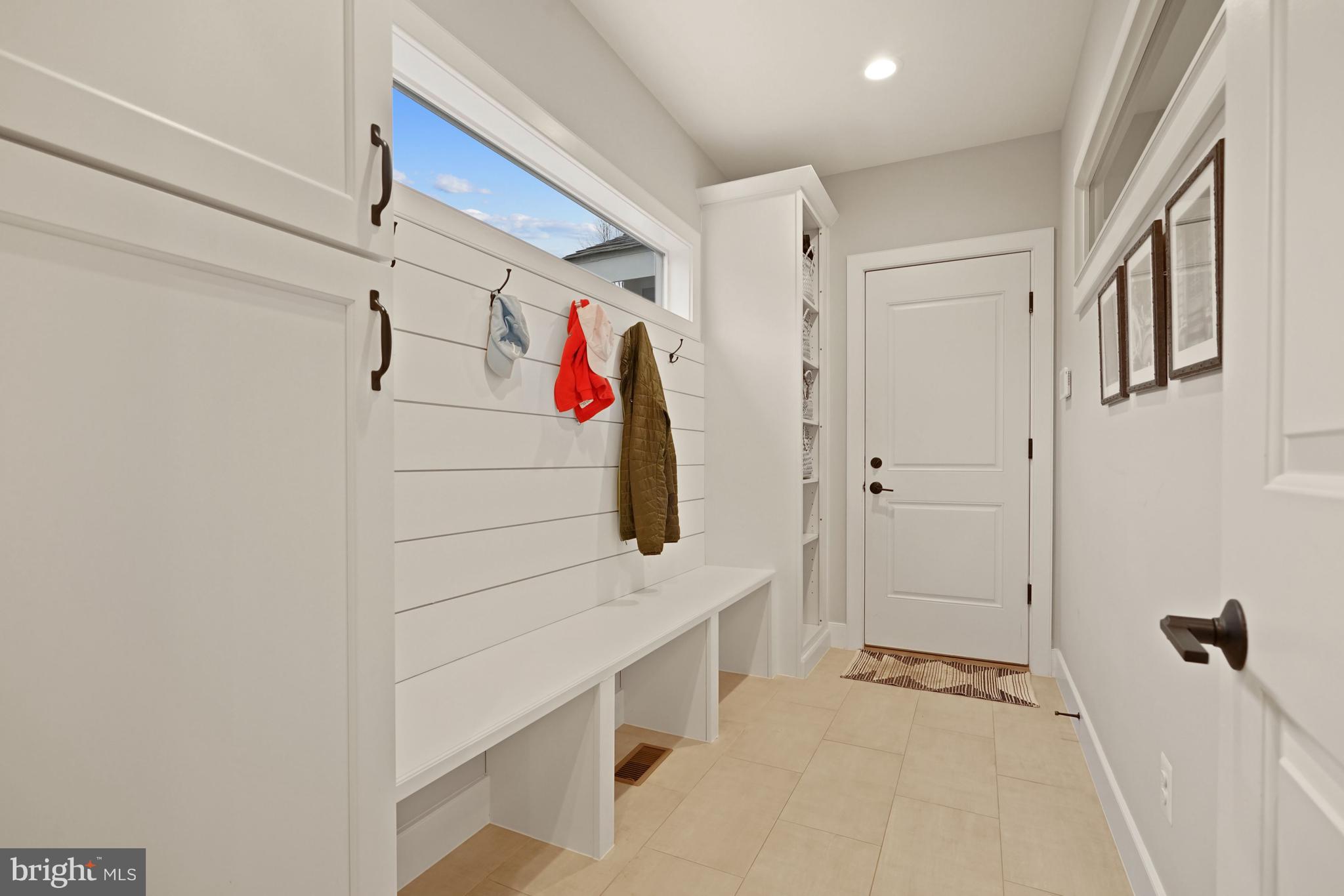 WAVERLY HILLS - Residential