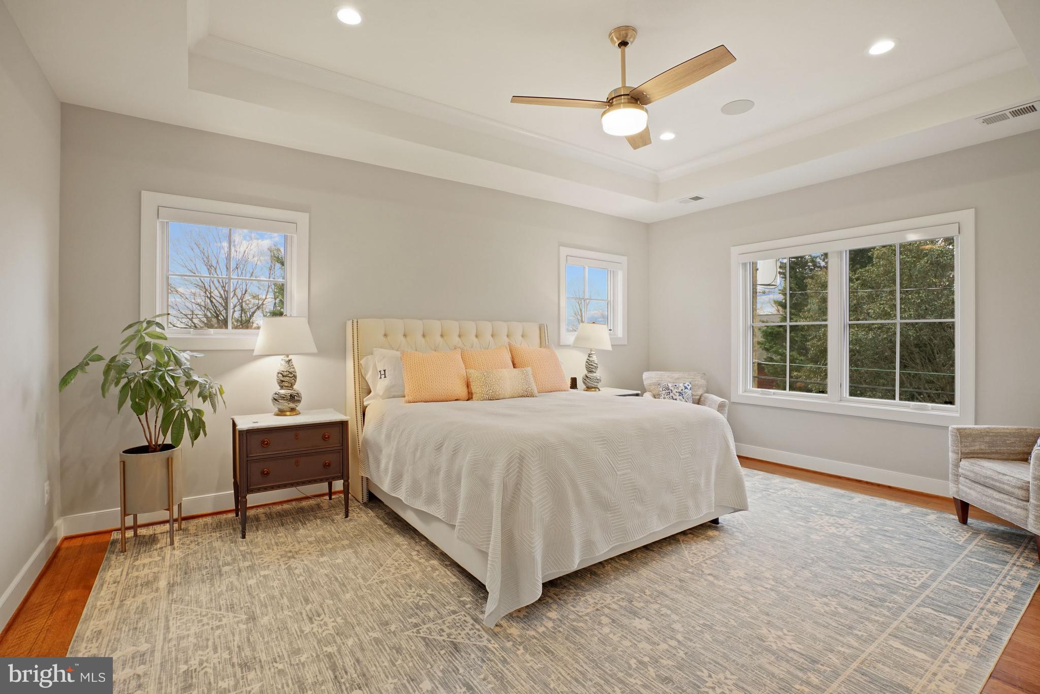 WAVERLY HILLS - Residential