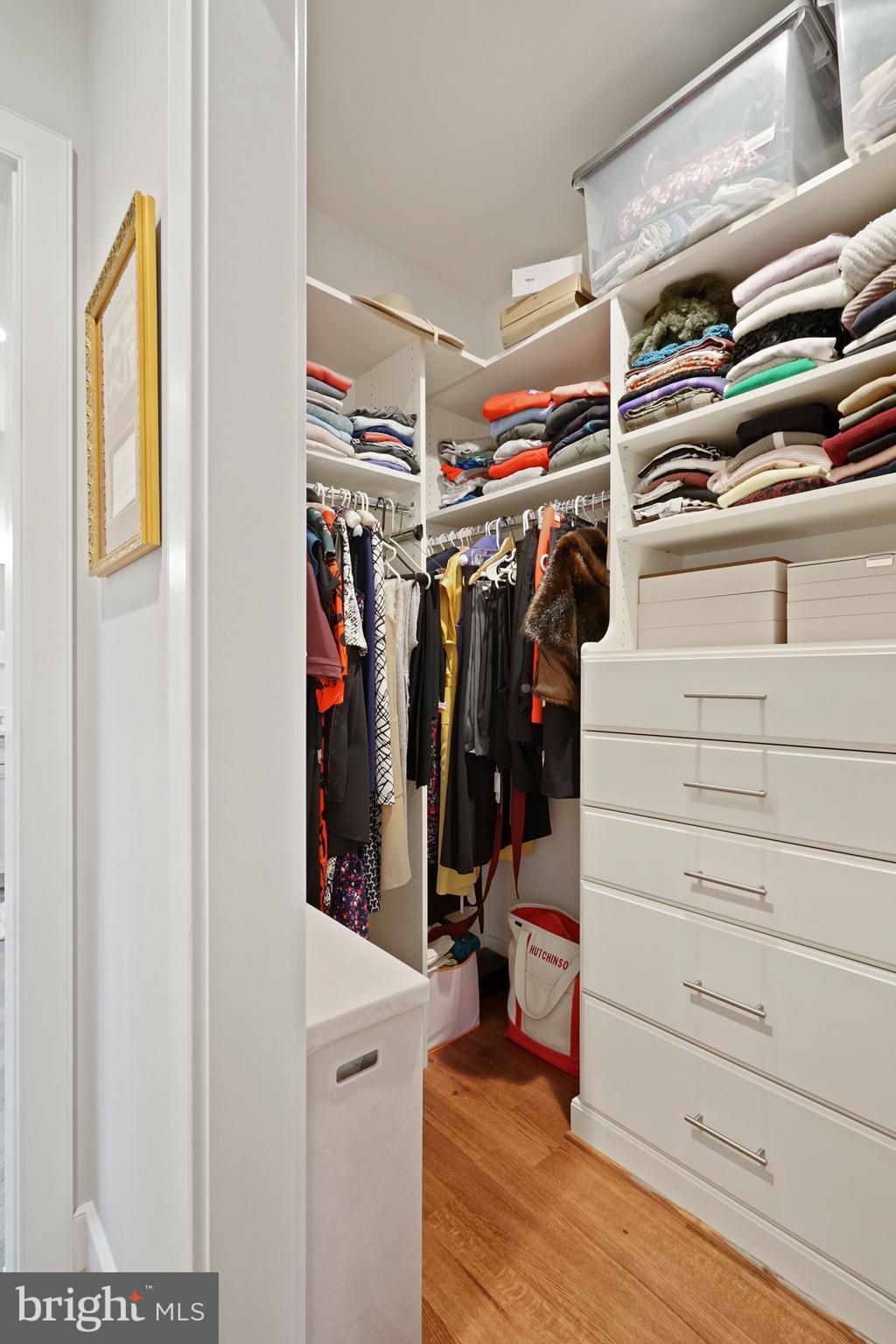 WAVERLY HILLS - Residential