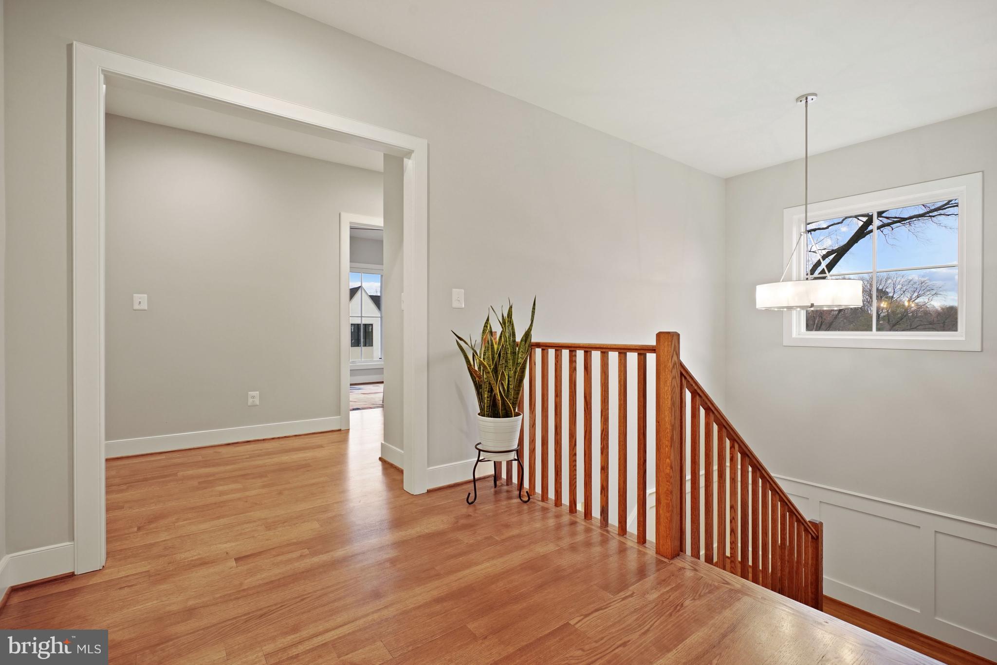 WAVERLY HILLS - Residential