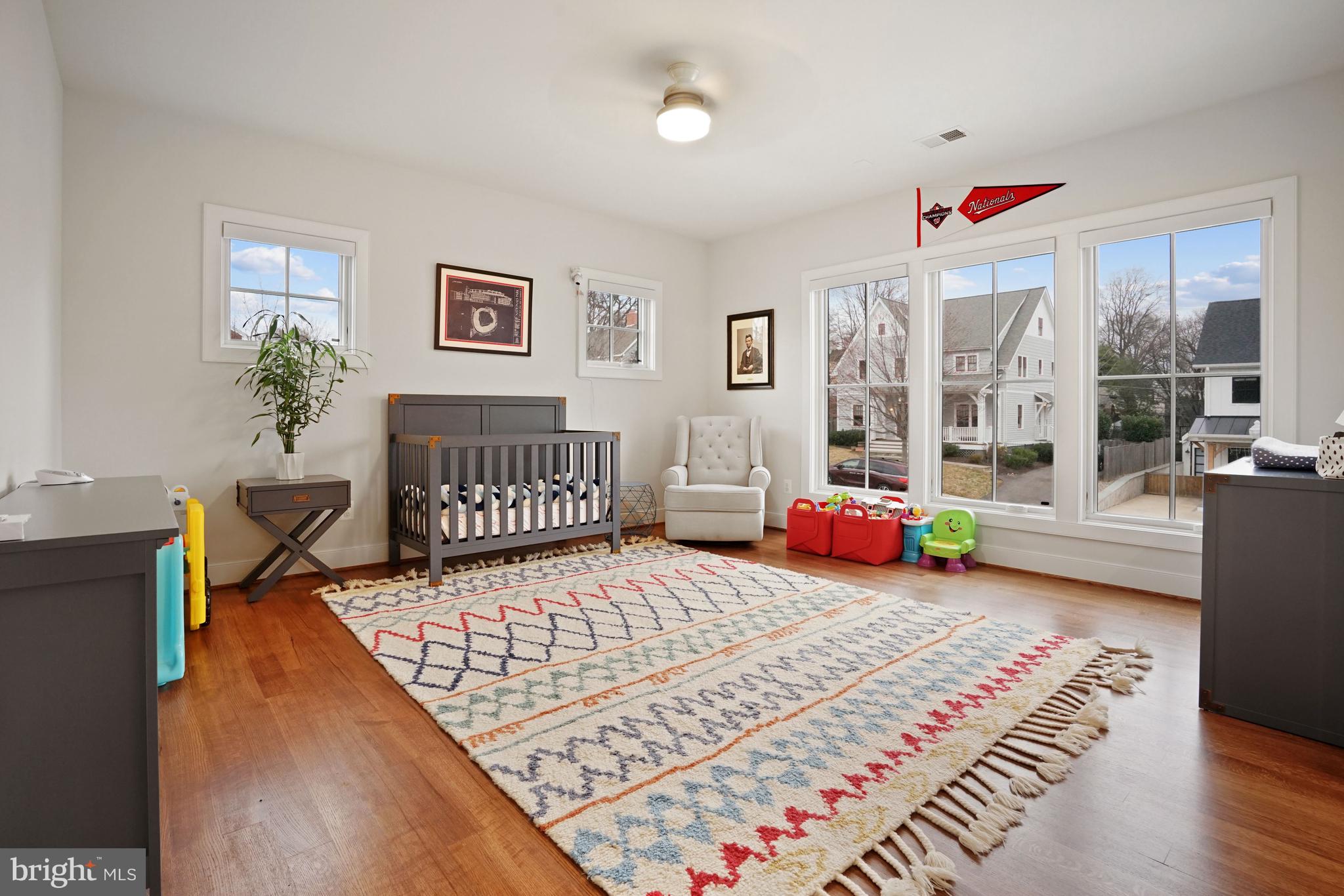 WAVERLY HILLS - Residential