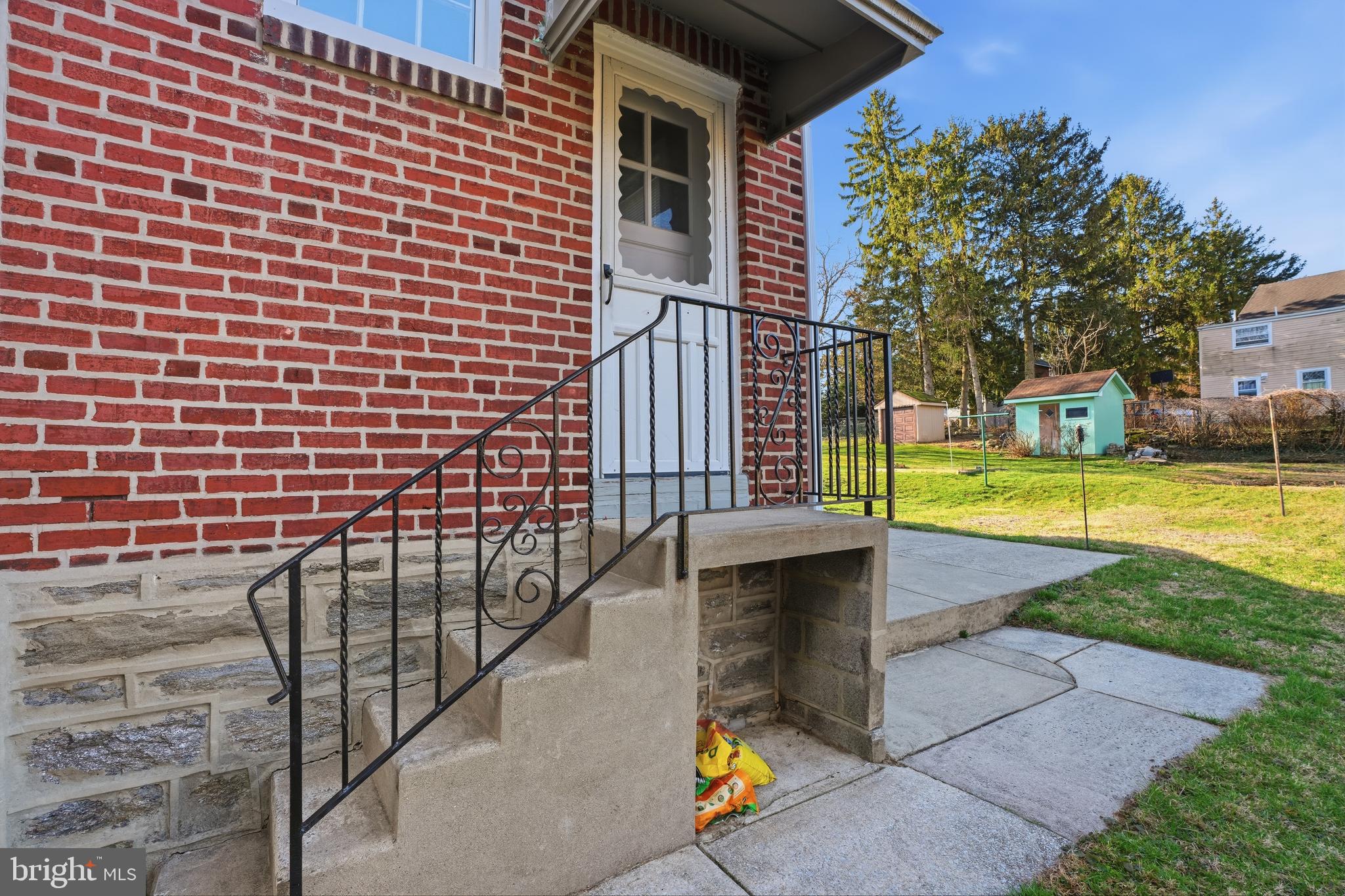 CHELTENHAM VIL - Residential