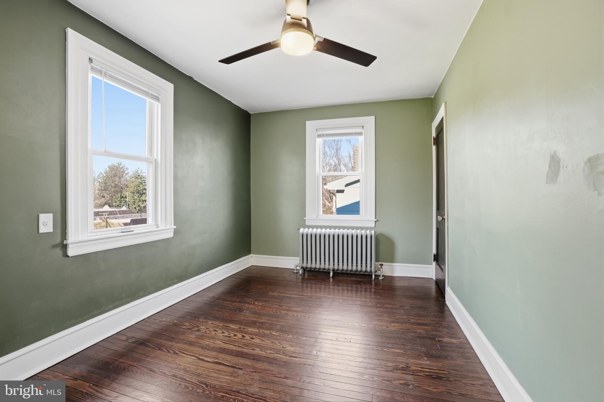 CHELTENHAM VIL - Residential