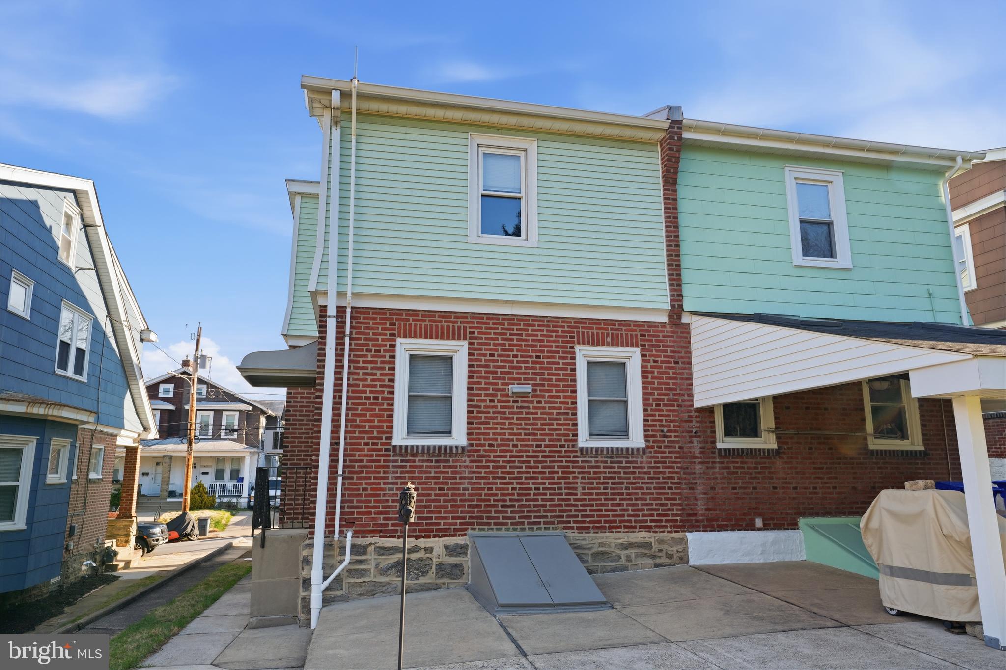 CHELTENHAM VIL - Residential