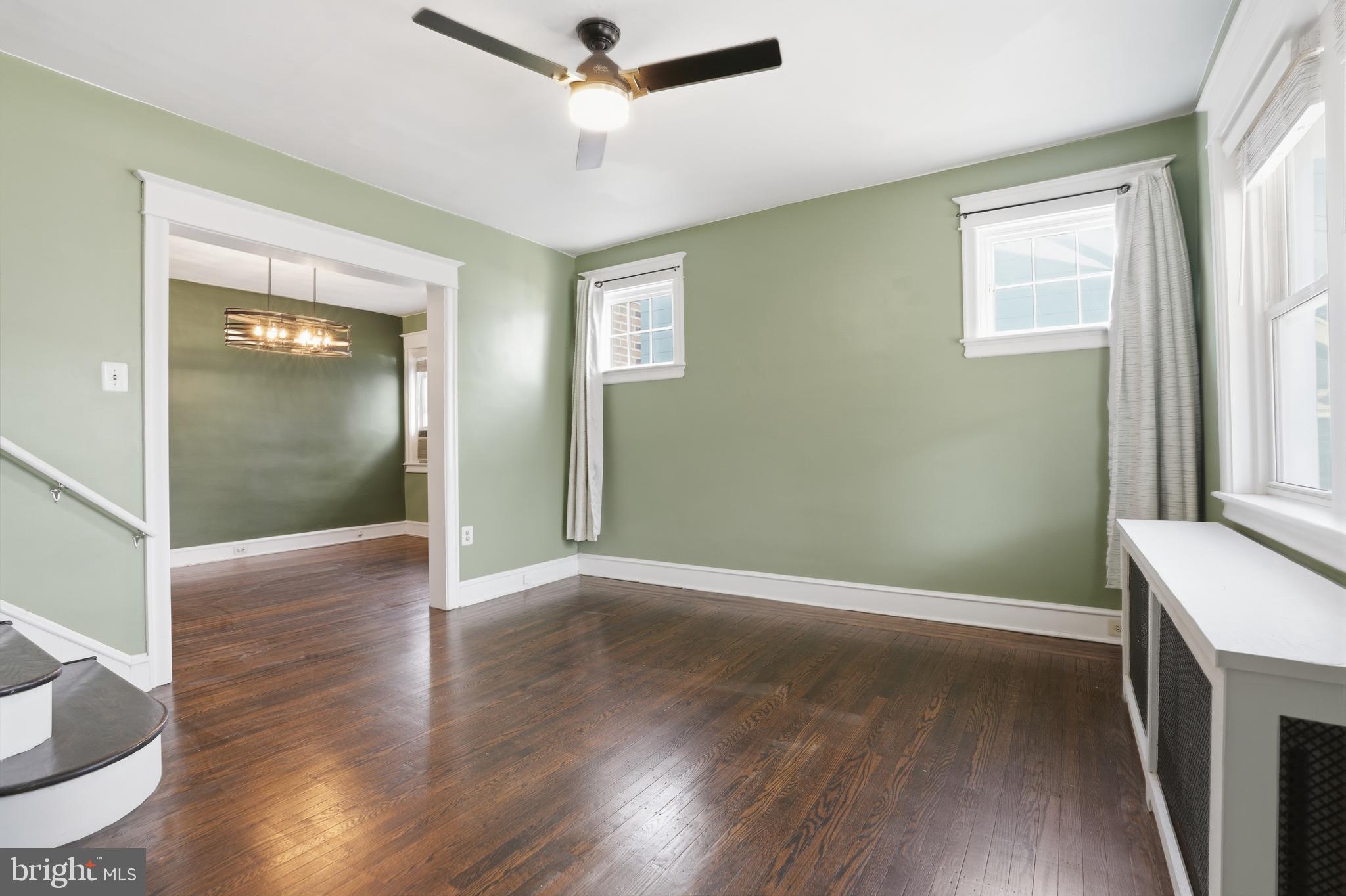 CHELTENHAM VIL - Residential