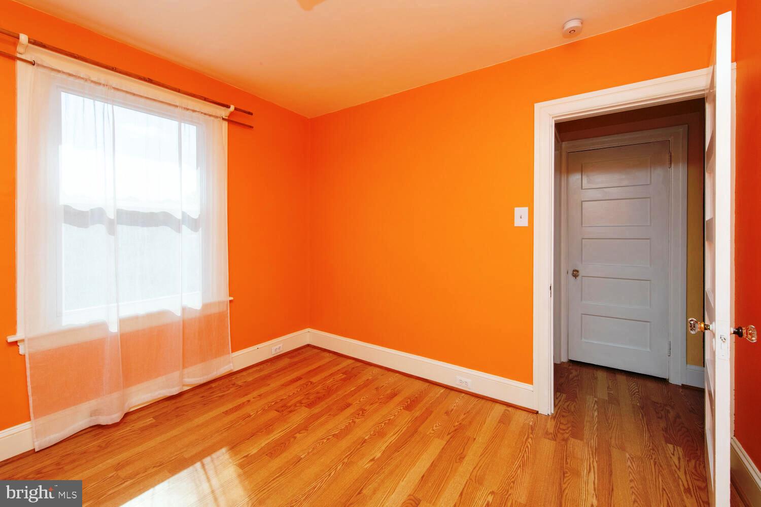 JENKINTOWN - Residential