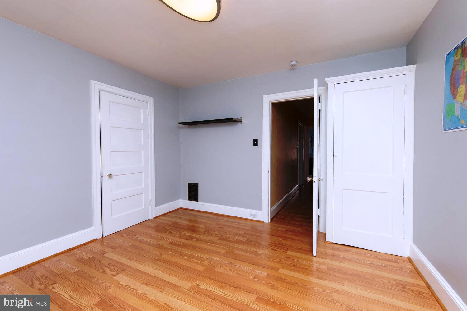 JENKINTOWN - Residential