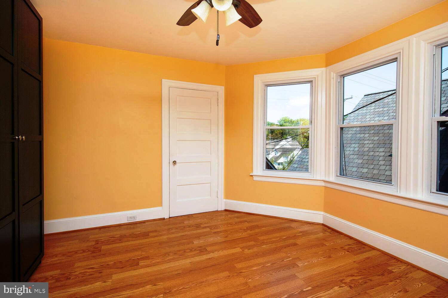 JENKINTOWN - Residential