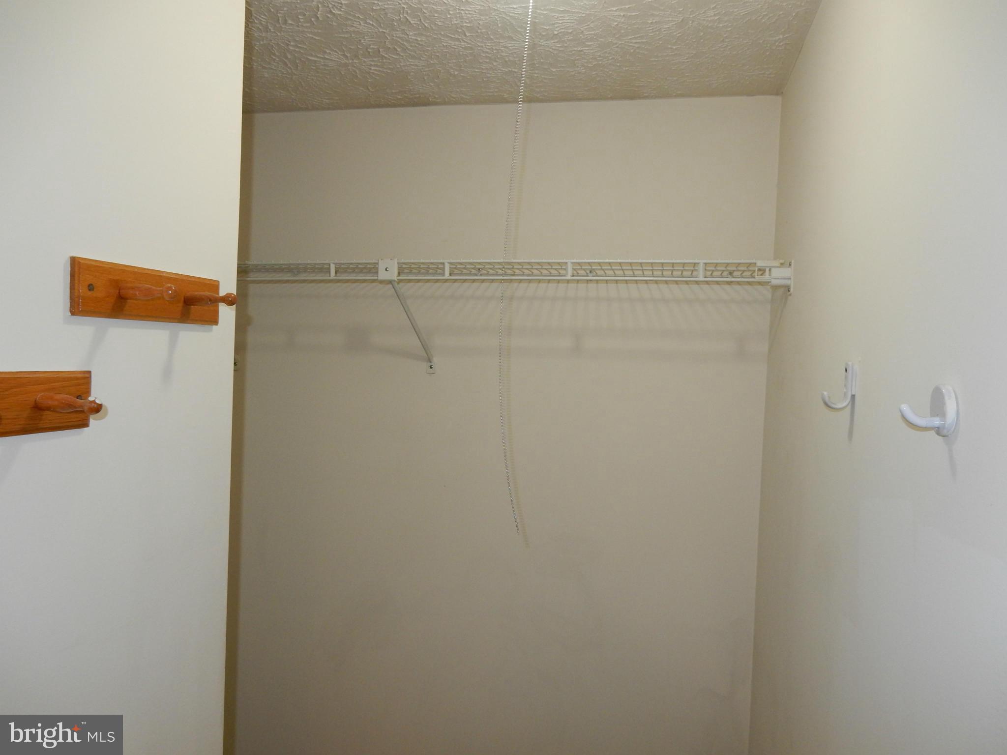 COURTS OF TYSONS - Residential Lease