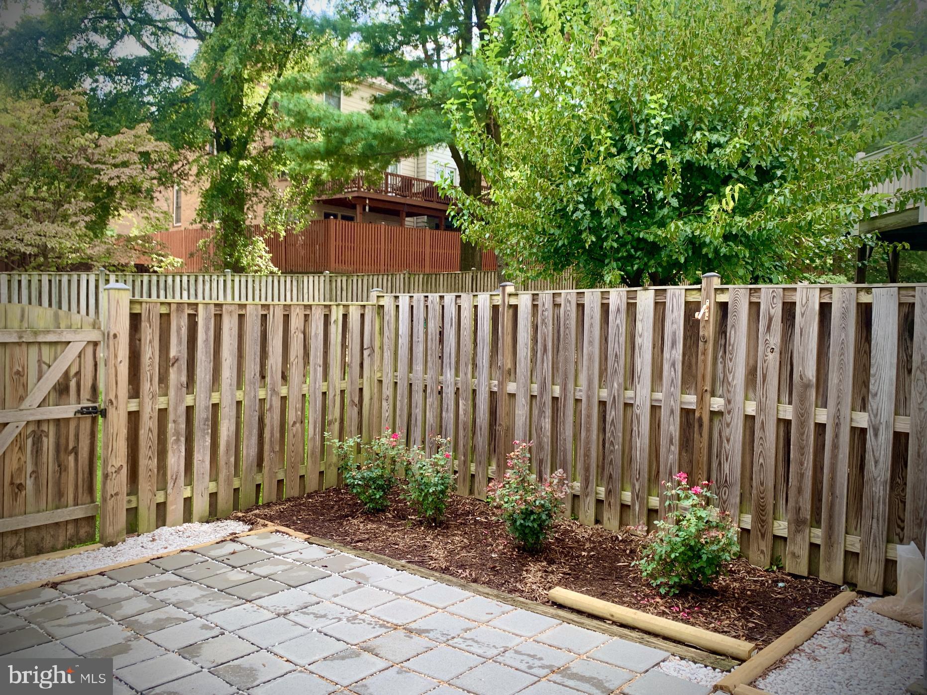 COURTS OF TYSONS - Residential Lease