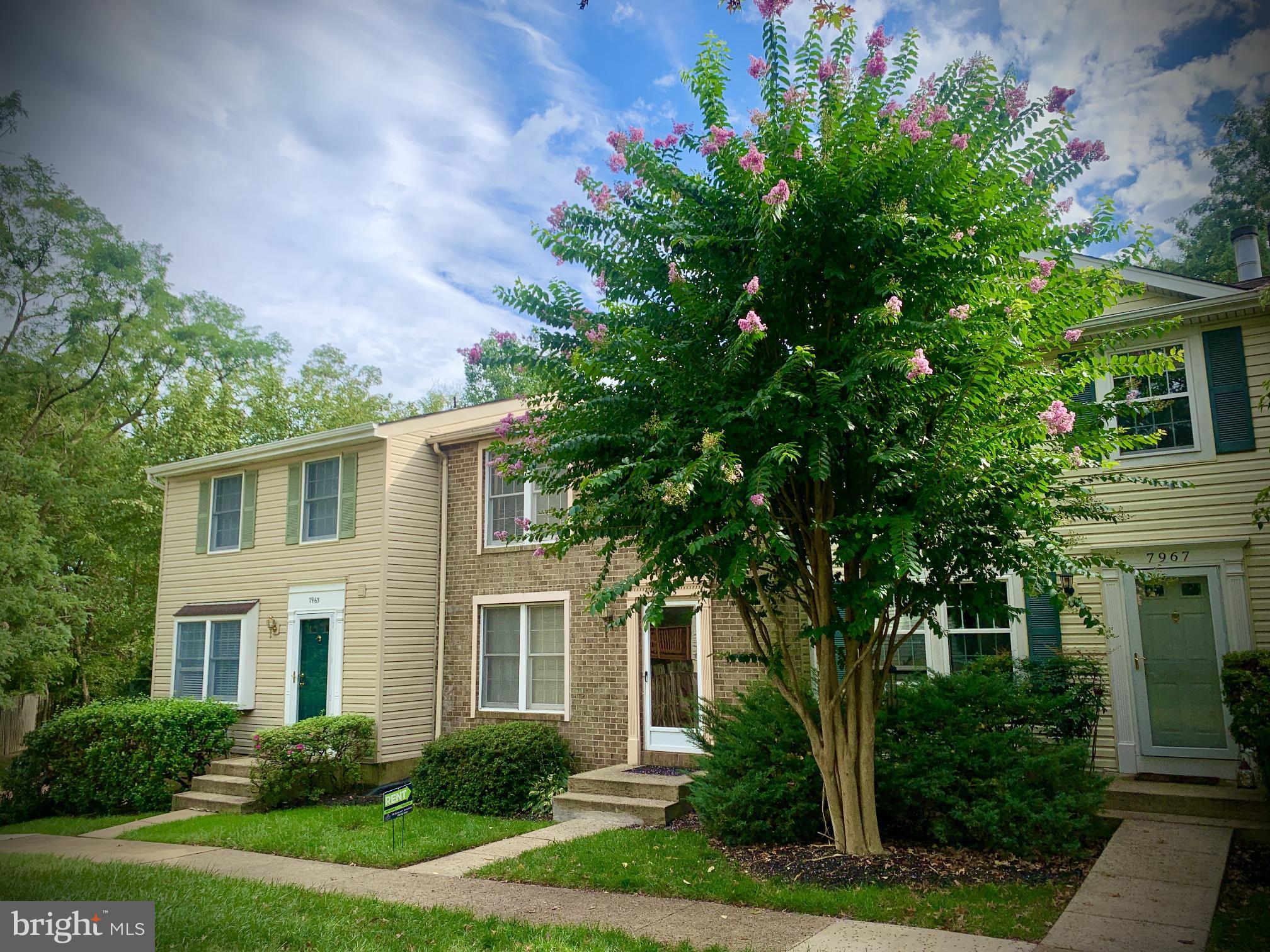 COURTS OF TYSONS - Residential Lease