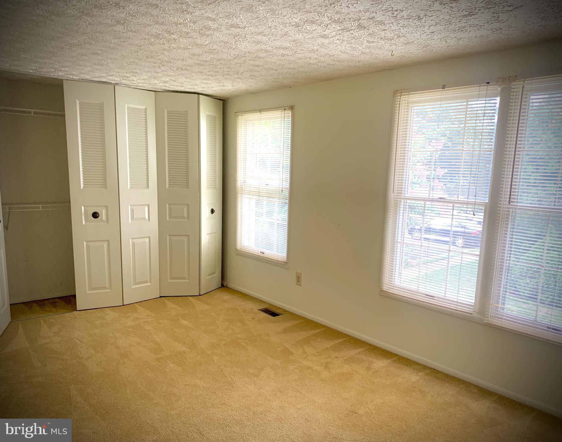 COURTS OF TYSONS - Residential Lease