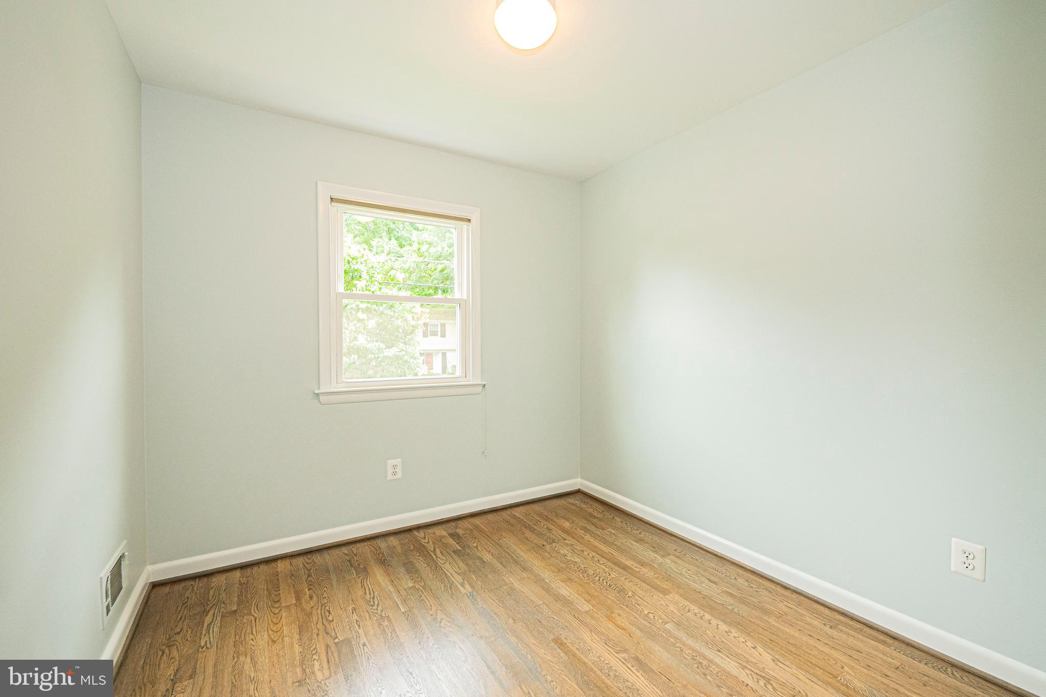 ROCK CREEK PALISADES - Residential