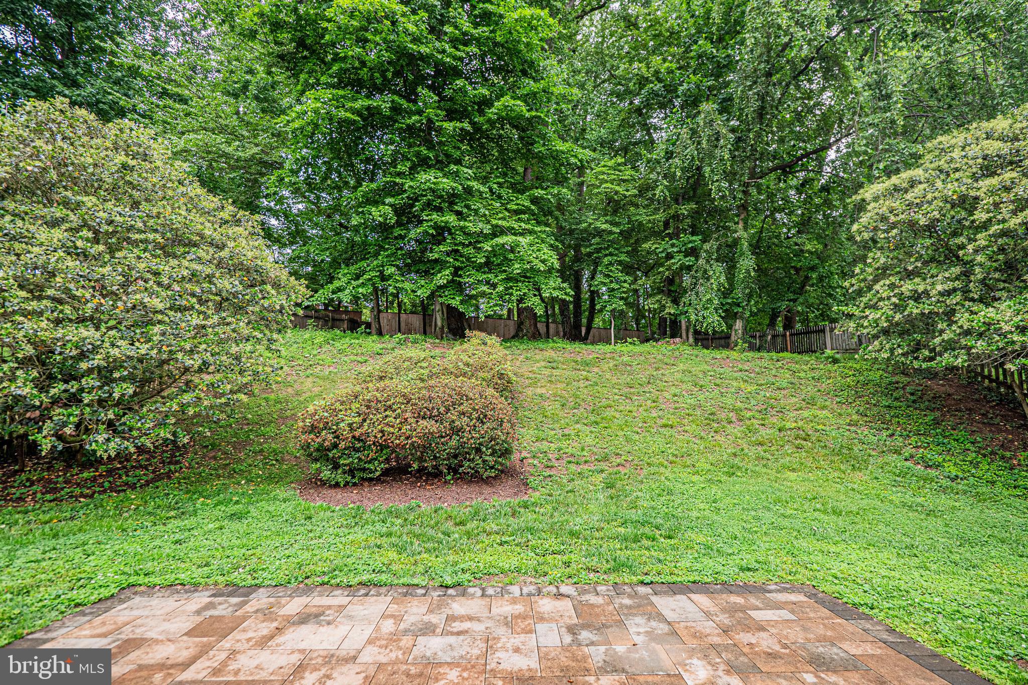 ROCK CREEK PALISADES - Residential