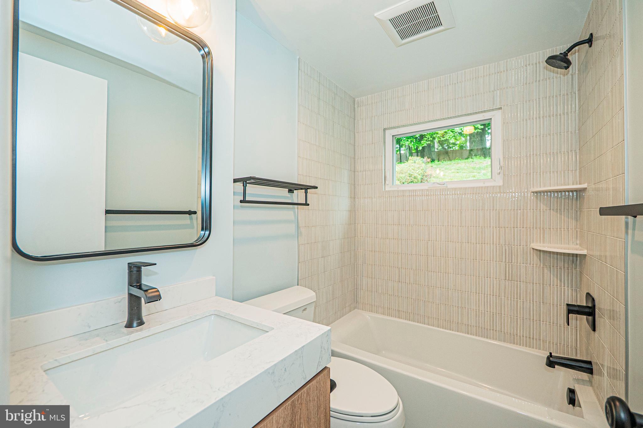 ROCK CREEK PALISADES - Residential