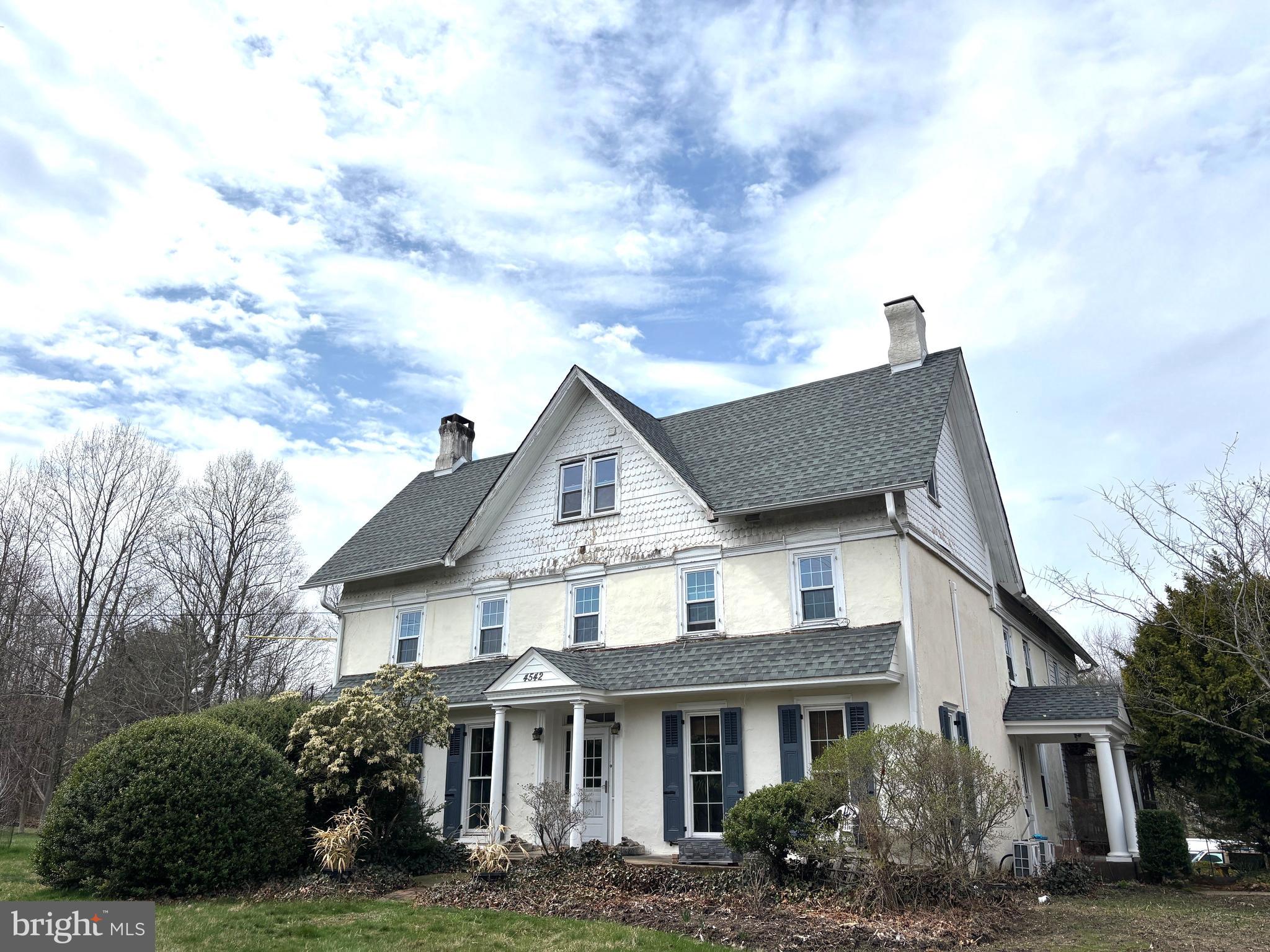 000 - Residential Lease